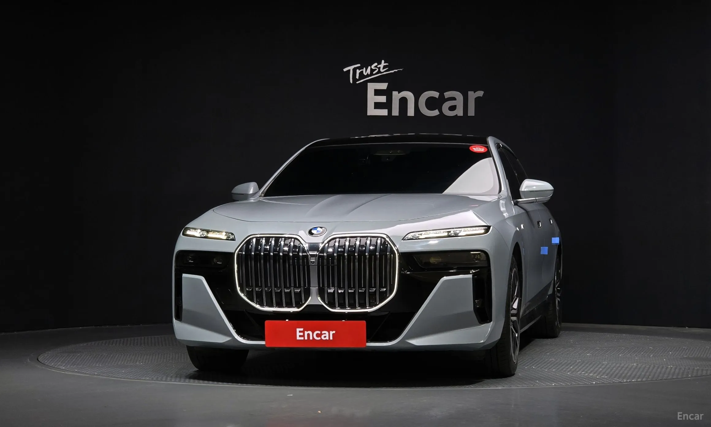 BMW 7 Series (G70) превью 2