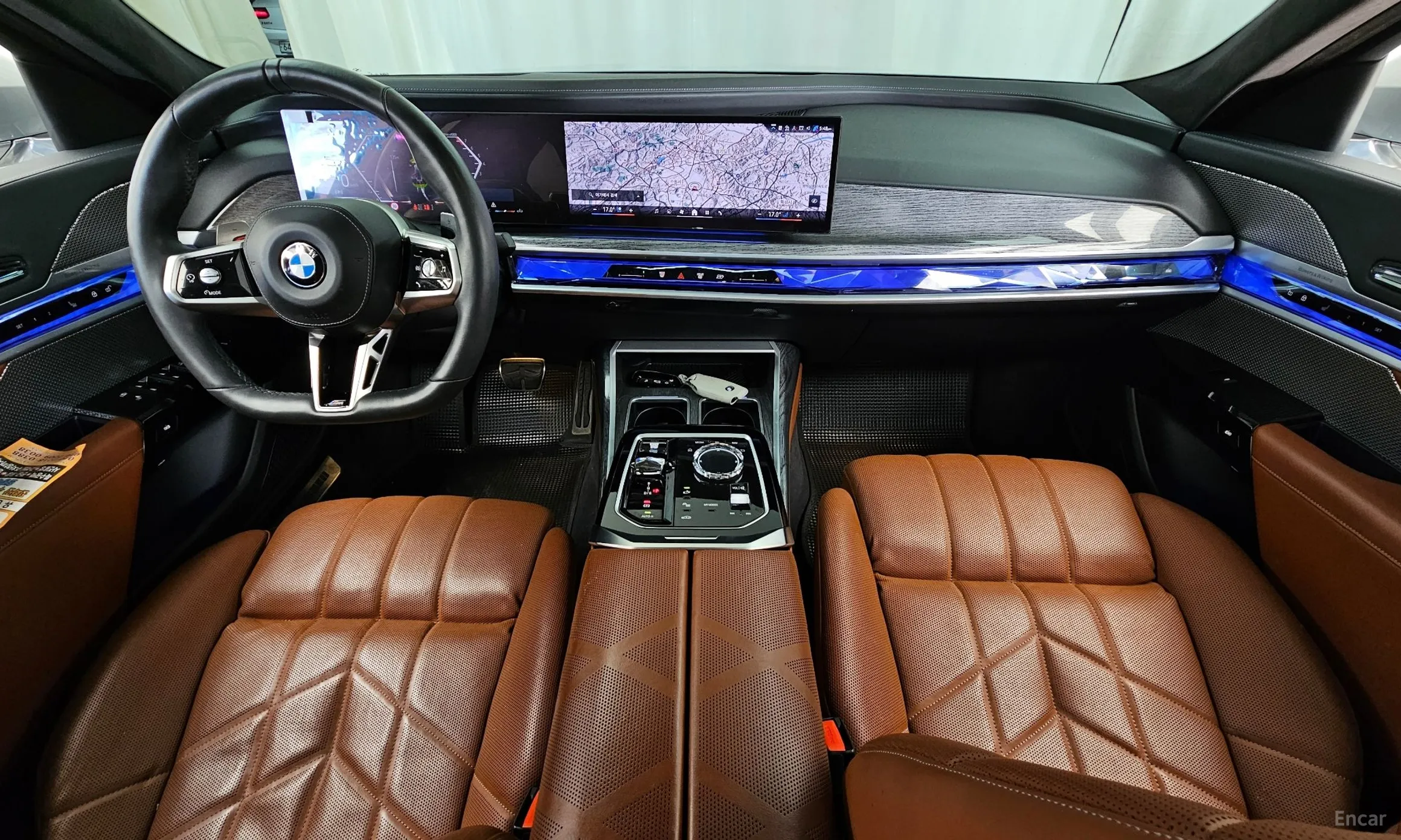 BMW 7 Series (G70) превью 4