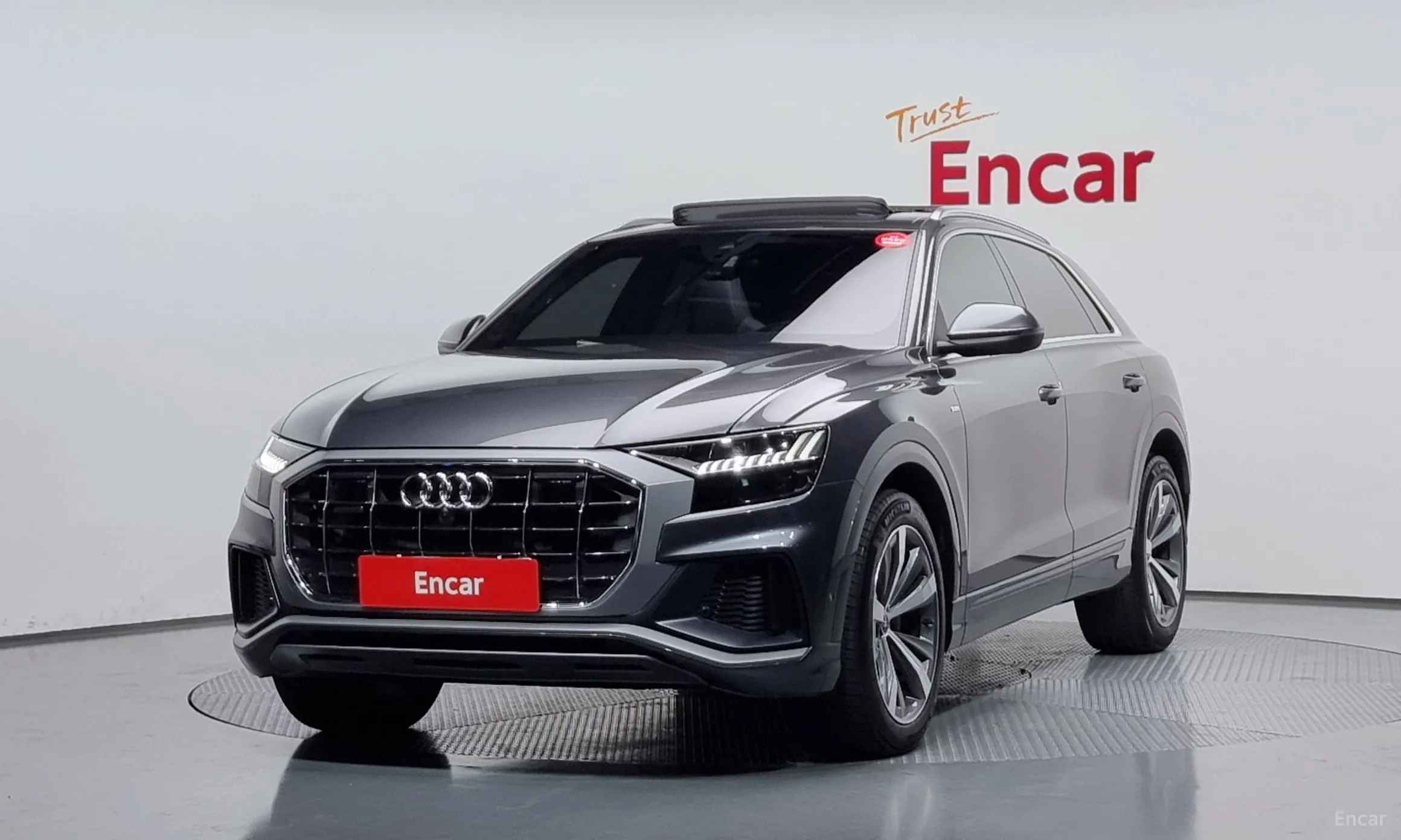 Audi Q8 (4M)