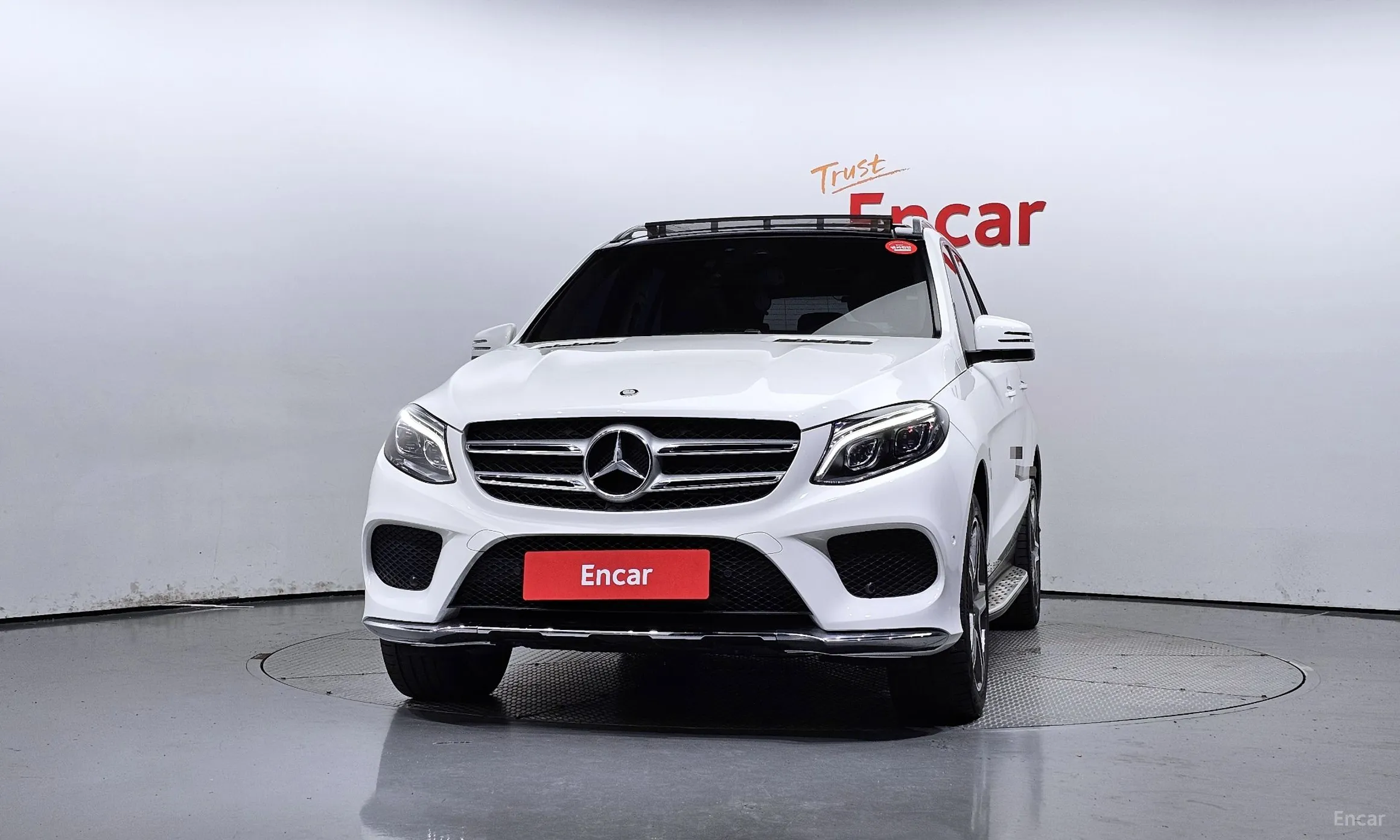 Mercedes Benz GLE-Class W166