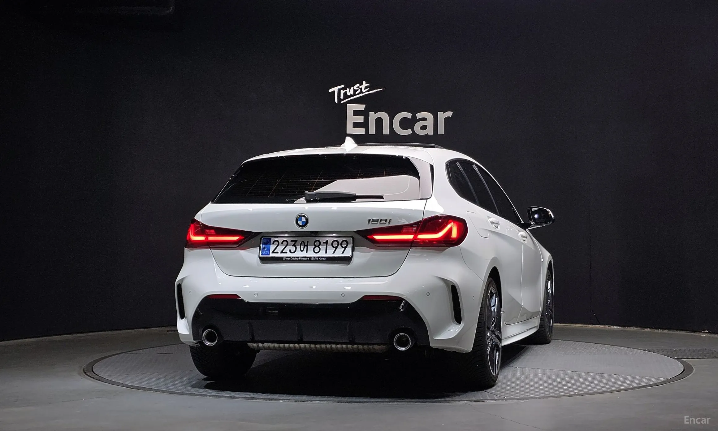 BMW 1 Series (F40) превью 3