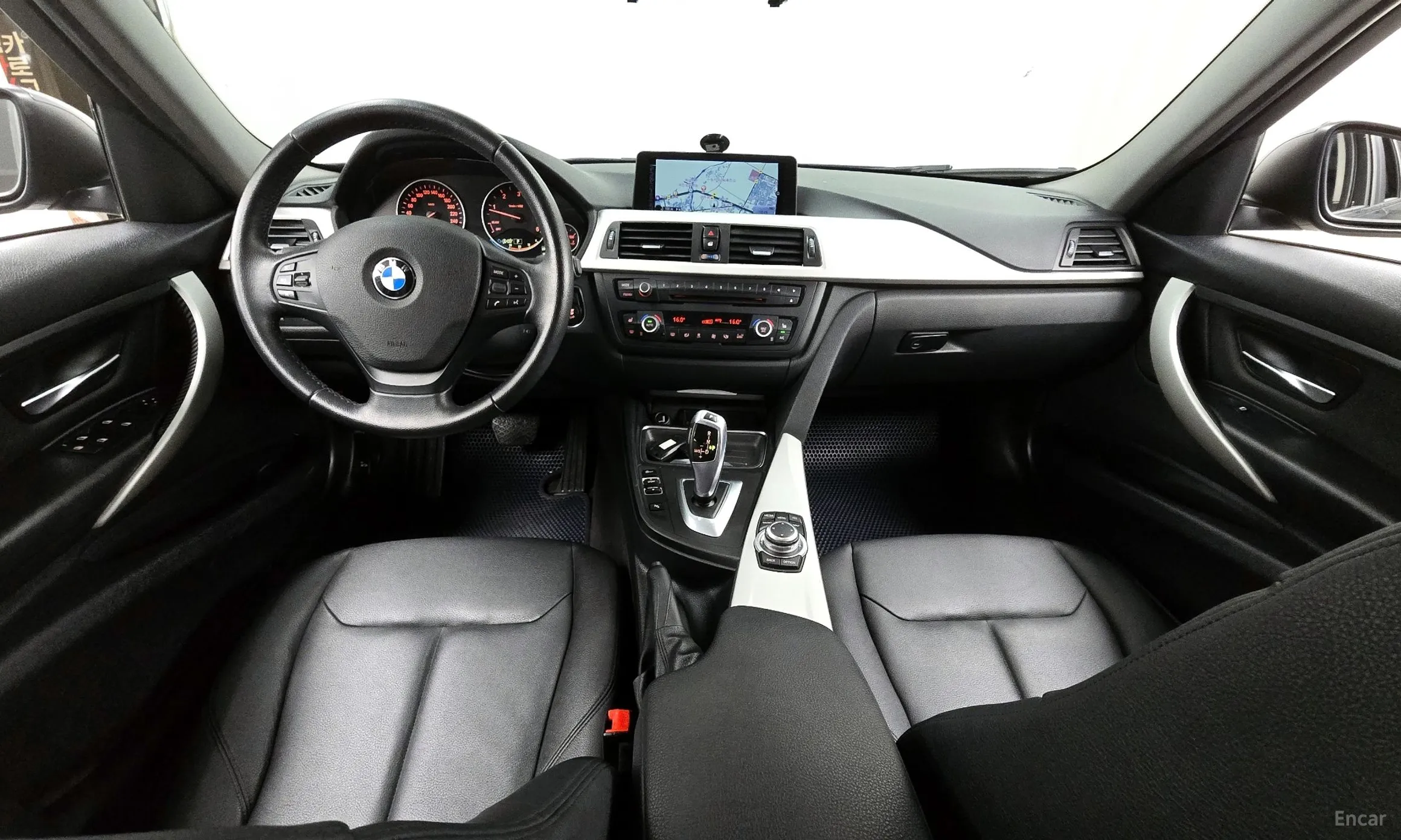 BMW 3 Series (F30) превью 4