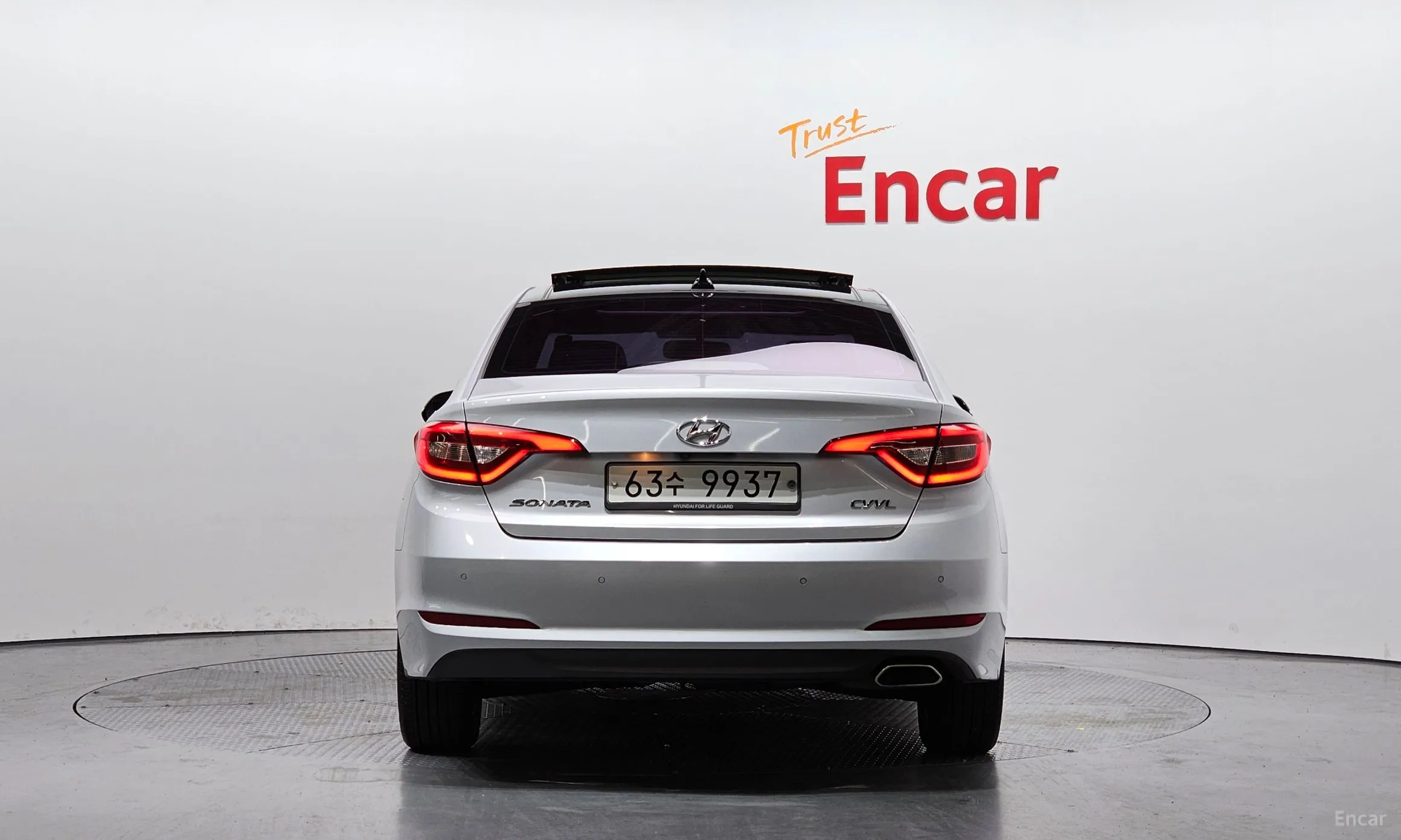 Hyundai LF Sonata превью 3