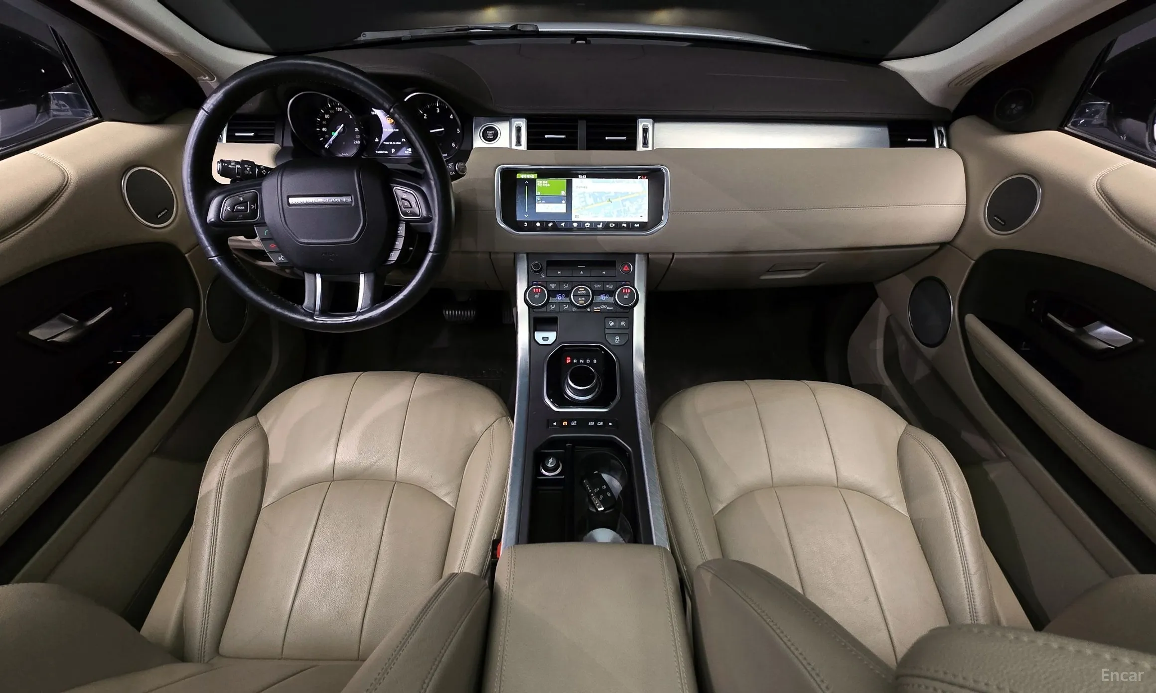 Land Rover Range Rover Evoque превью 4