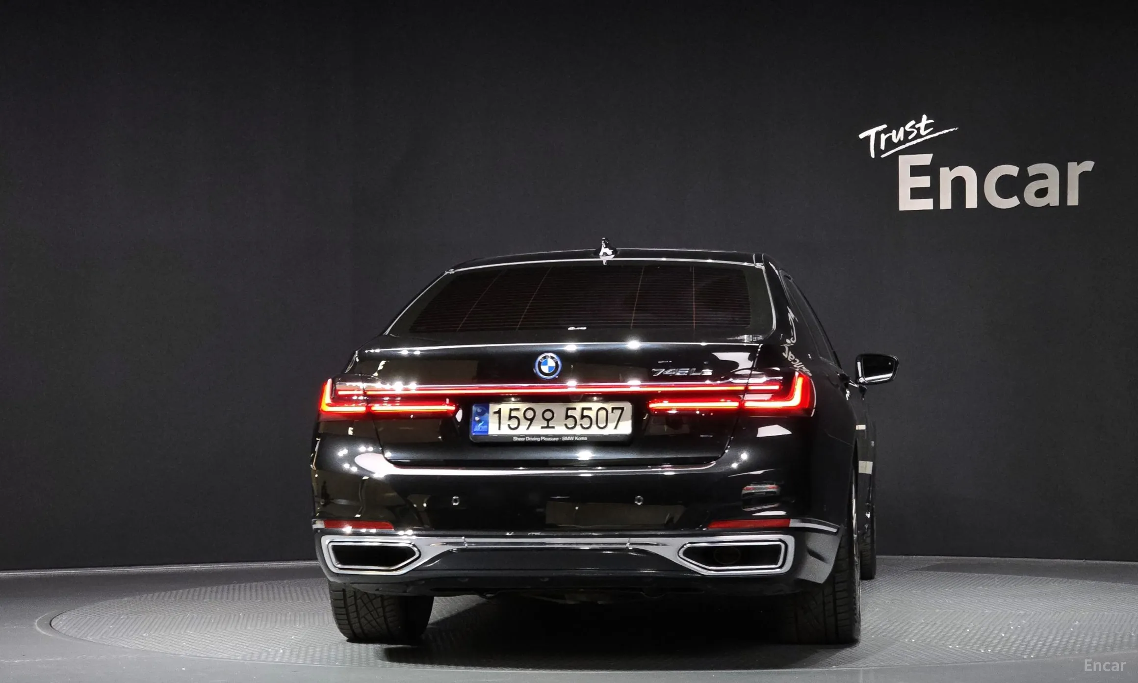 BMW 7 Series (G11) превью 3