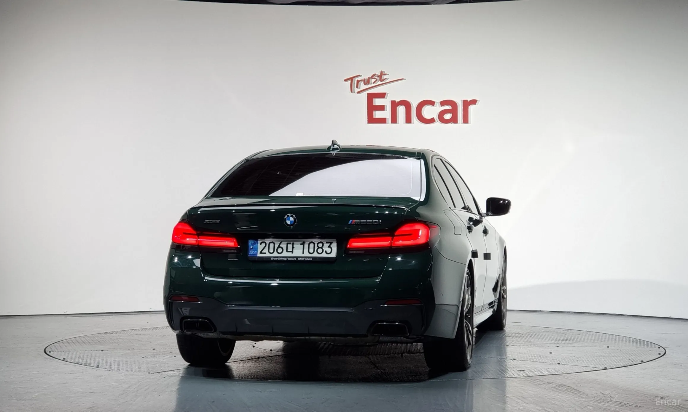 BMW 5 Series (G30) превью 3
