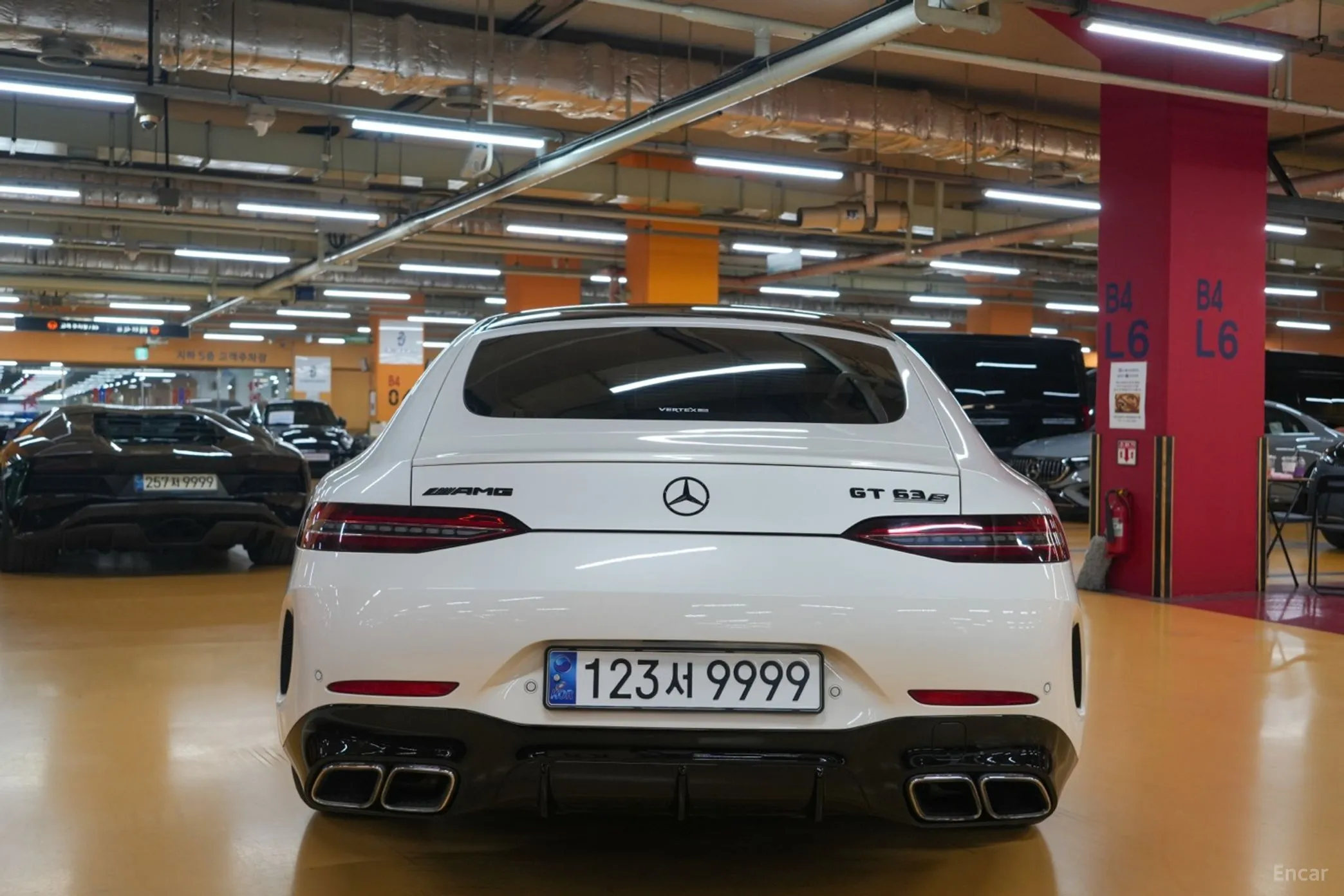 Mercedes Benz AMG GT превью 3