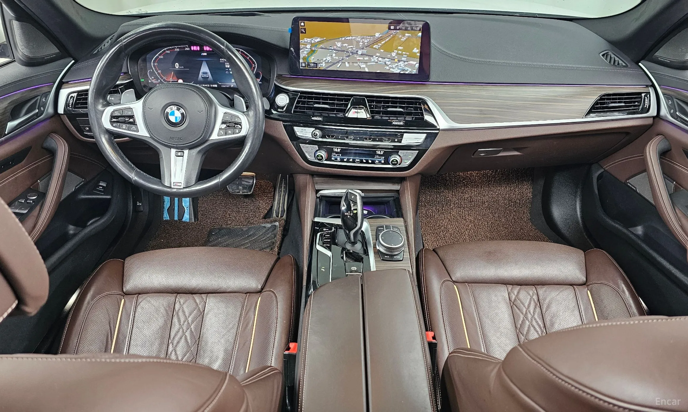 BMW 5 Series (G30) превью 4