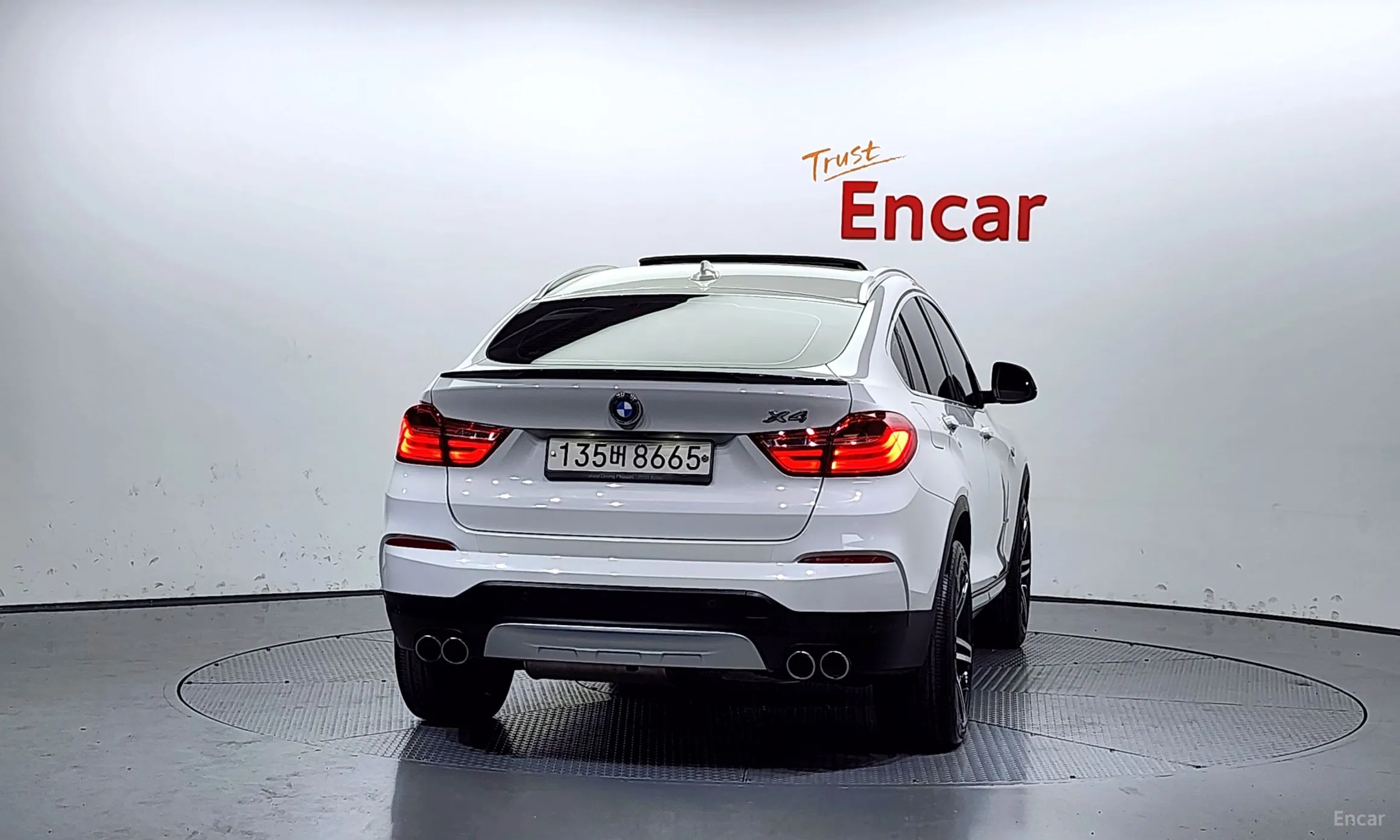 BMW X4 (F26) превью 3
