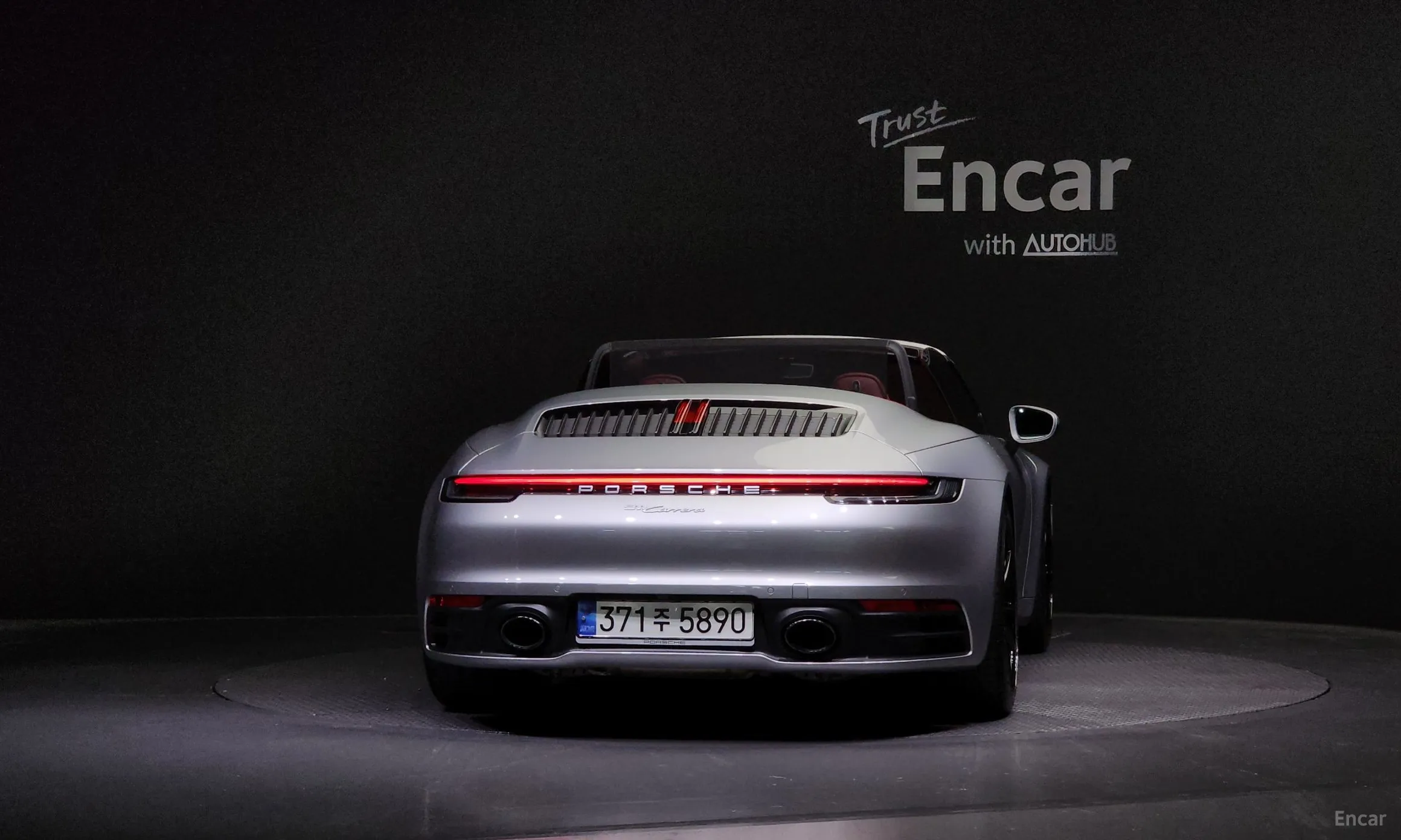 Porsche 911 (992) превью 3