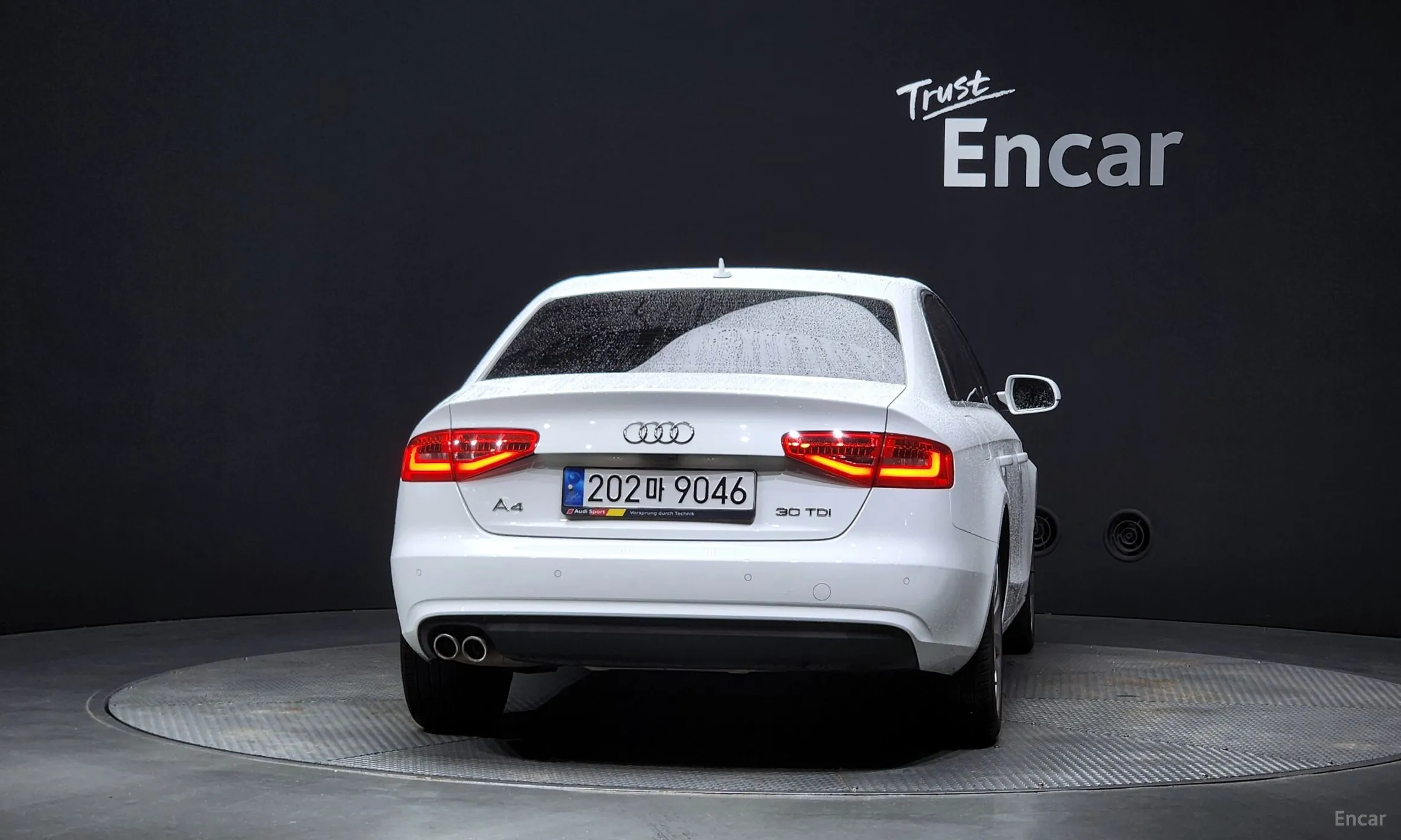 Audi New A4 превью 3