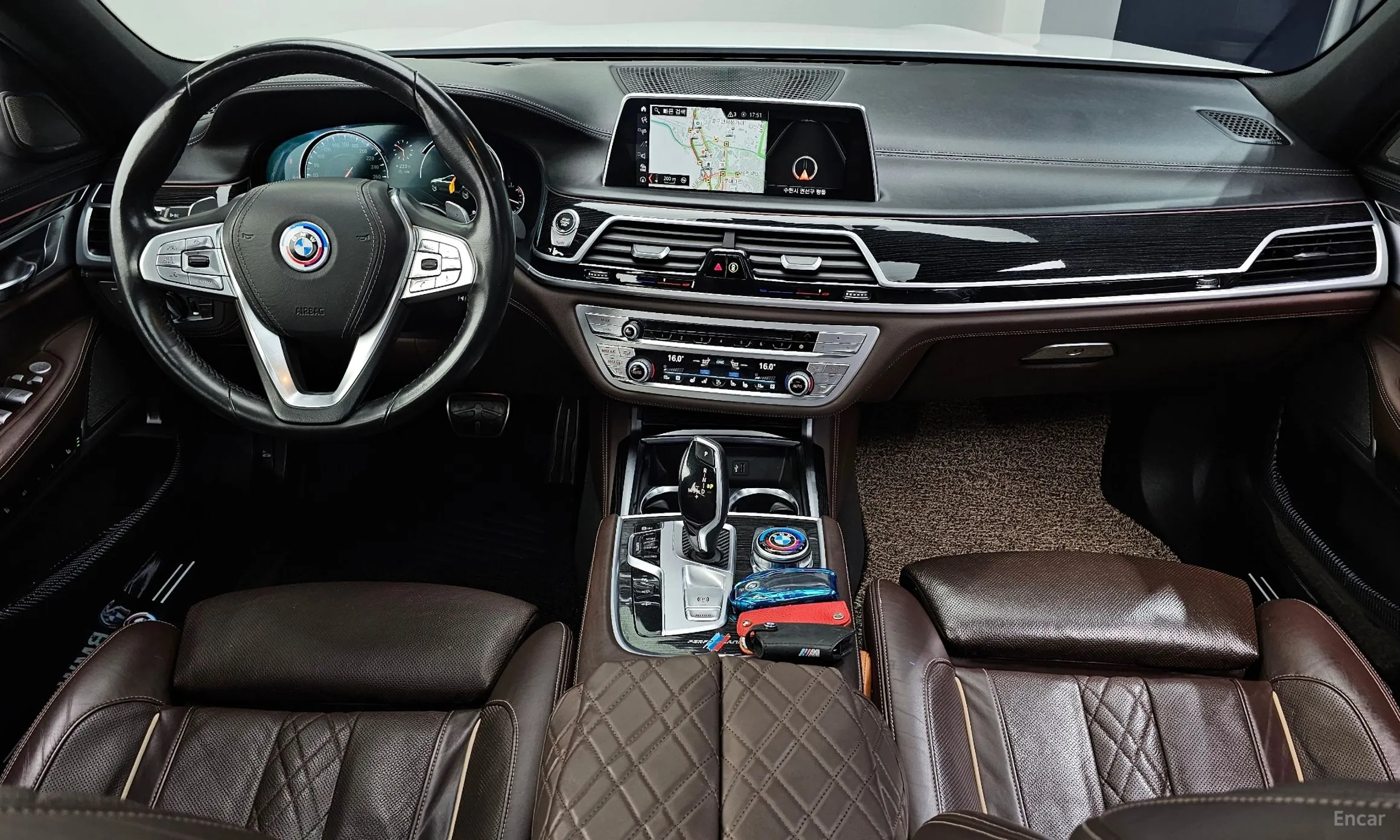 BMW 7 Series (G11) превью 4