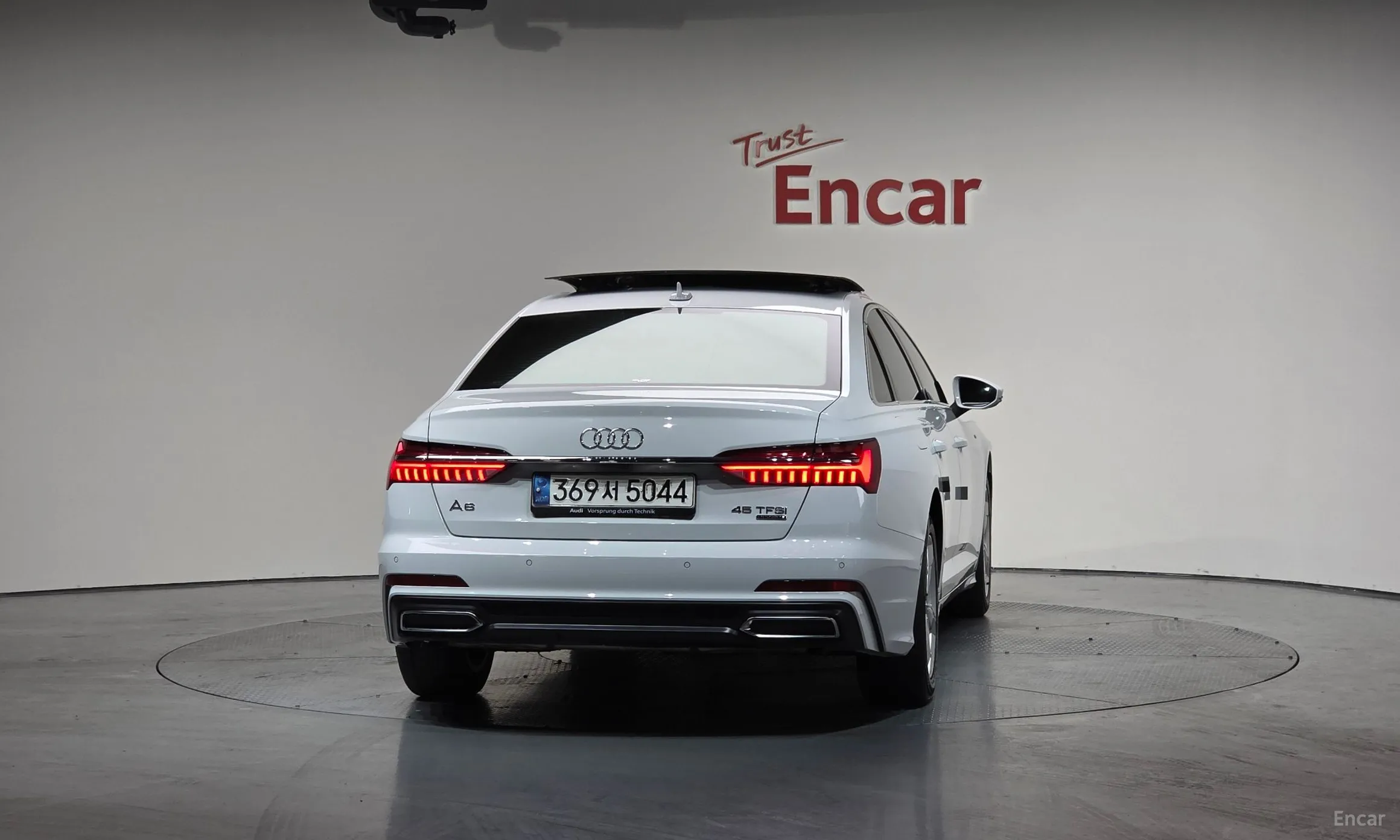 Audi A6 (C8) превью 3