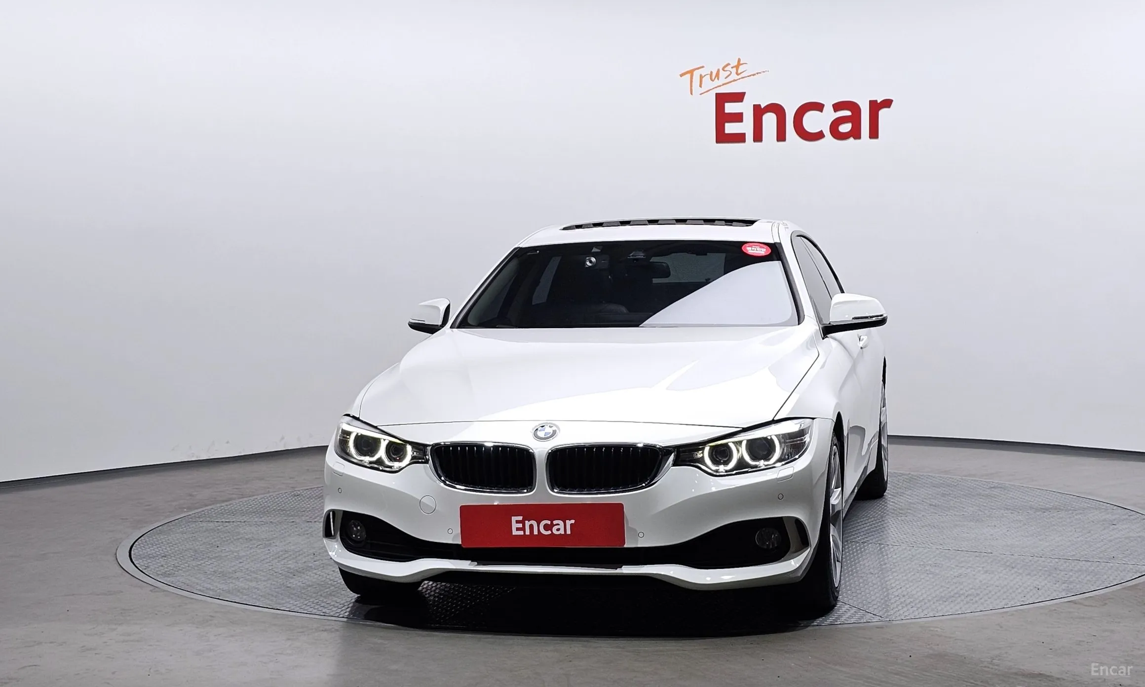 BMW Series 4 (F32) превью 2
