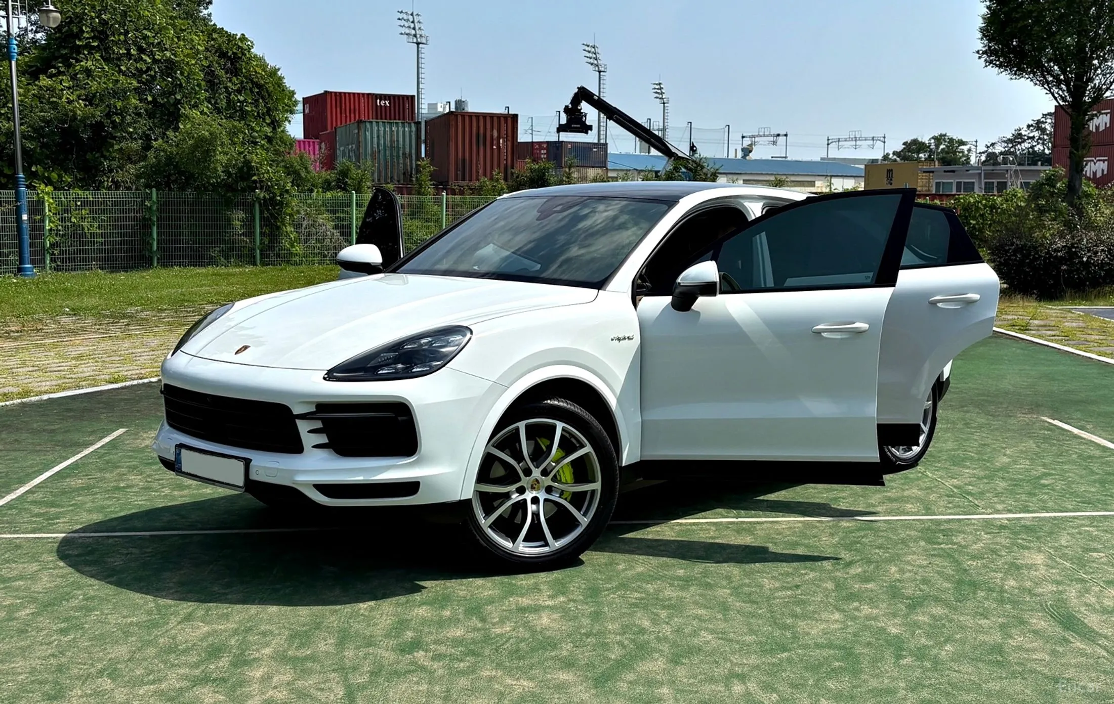 Porsche Cayenne (PO536) превью 3