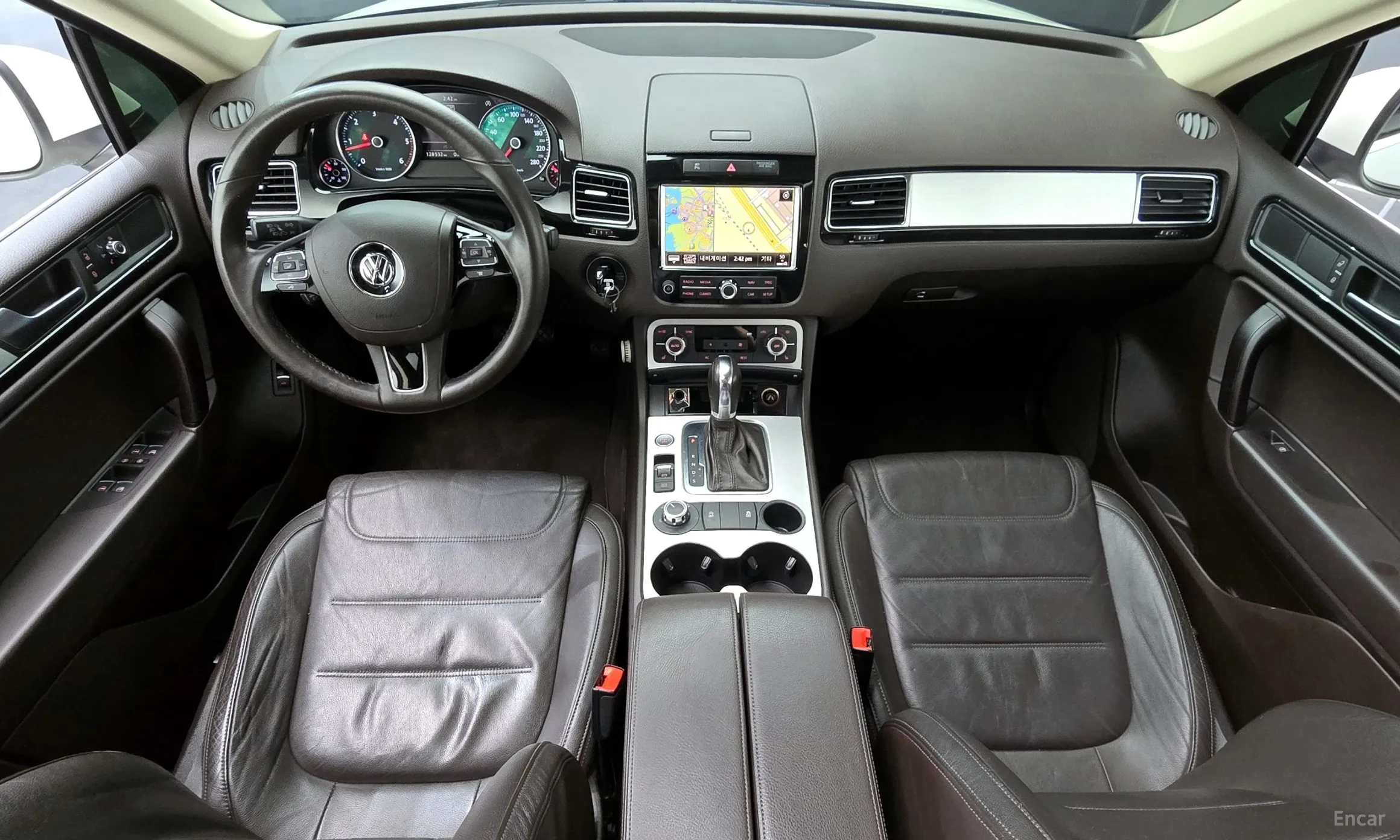 Volkswagen New Touareg превью 4