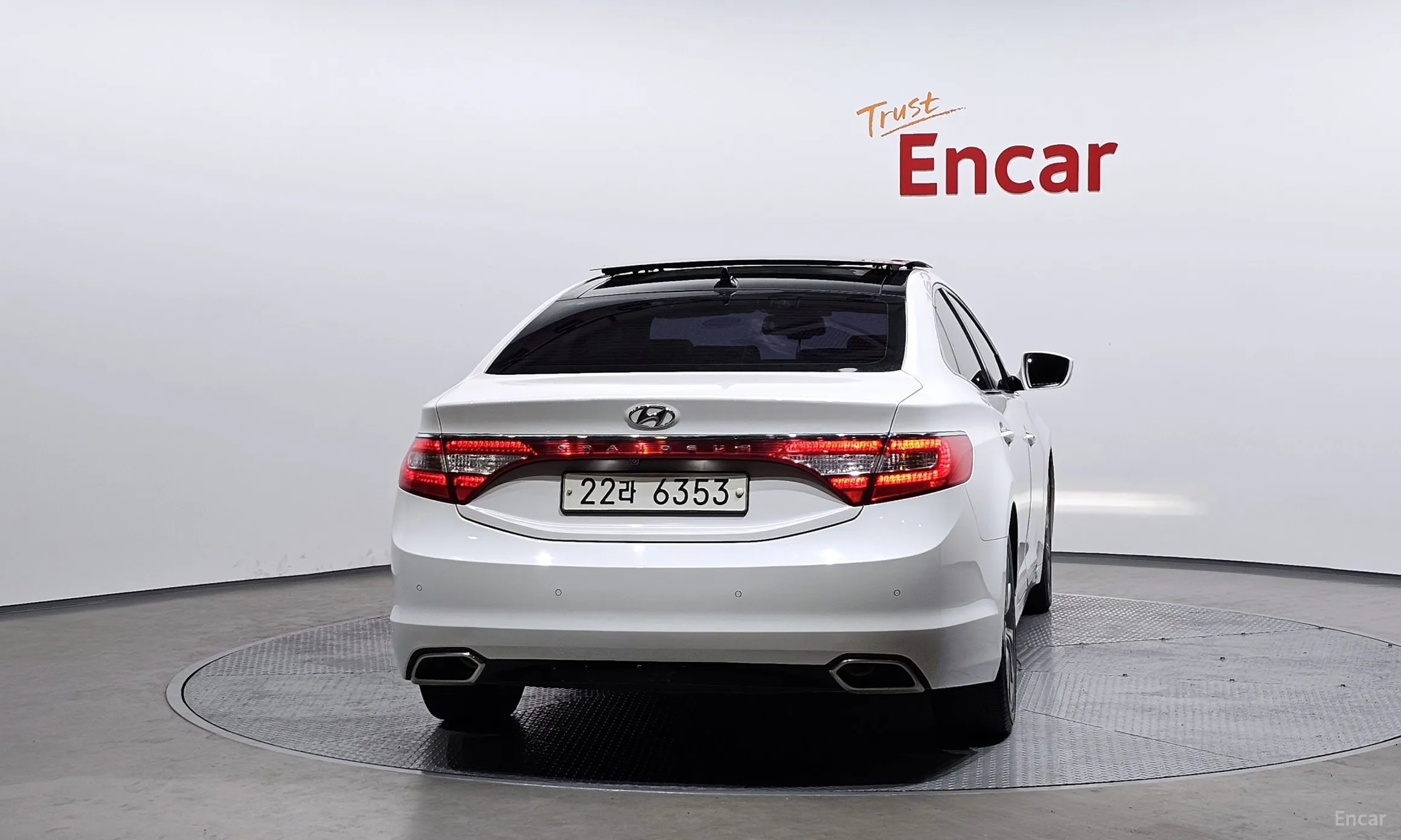Hyundai Grandeur HG превью 3