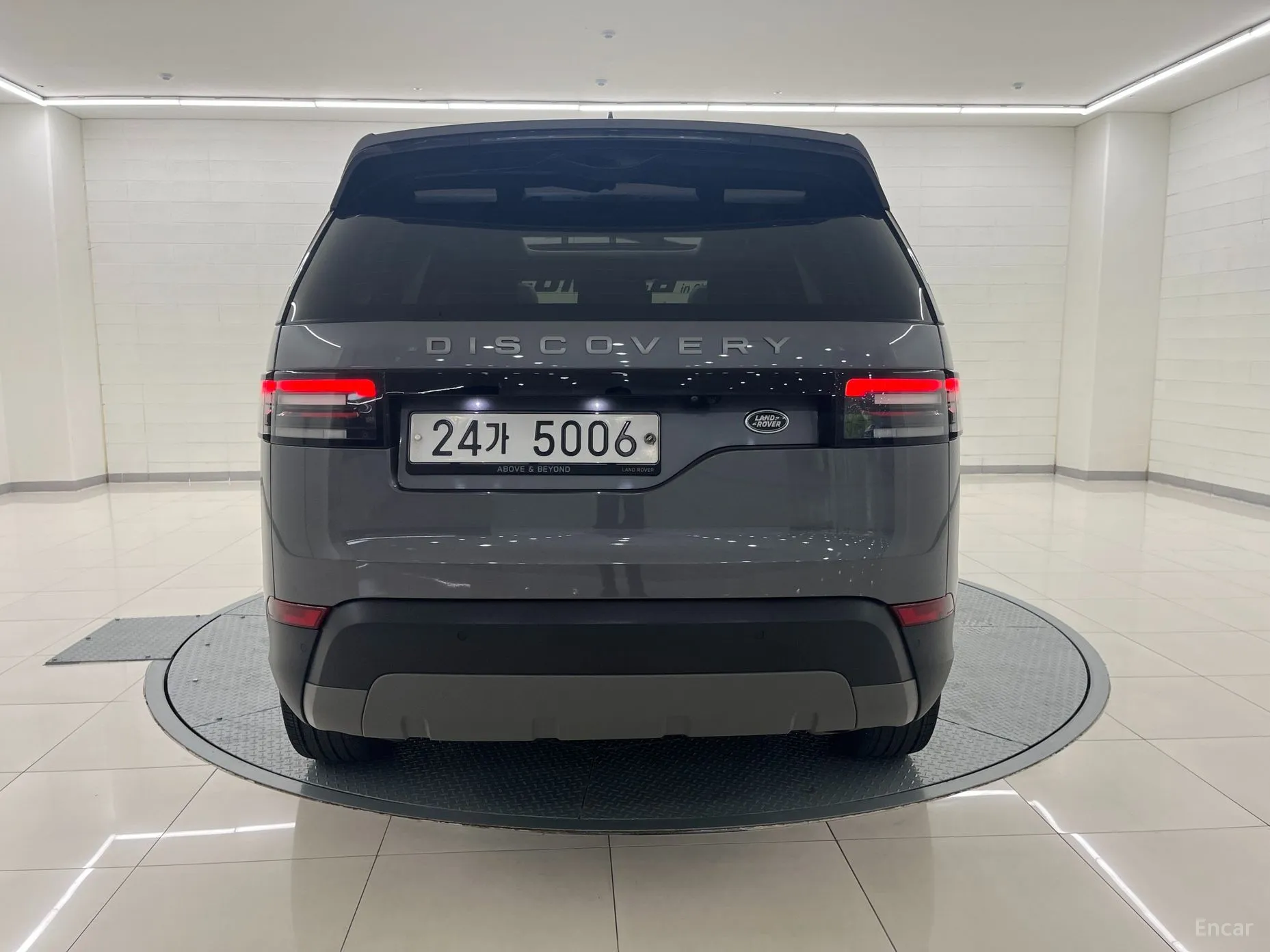 Land Rover Discovery 5 превью 2