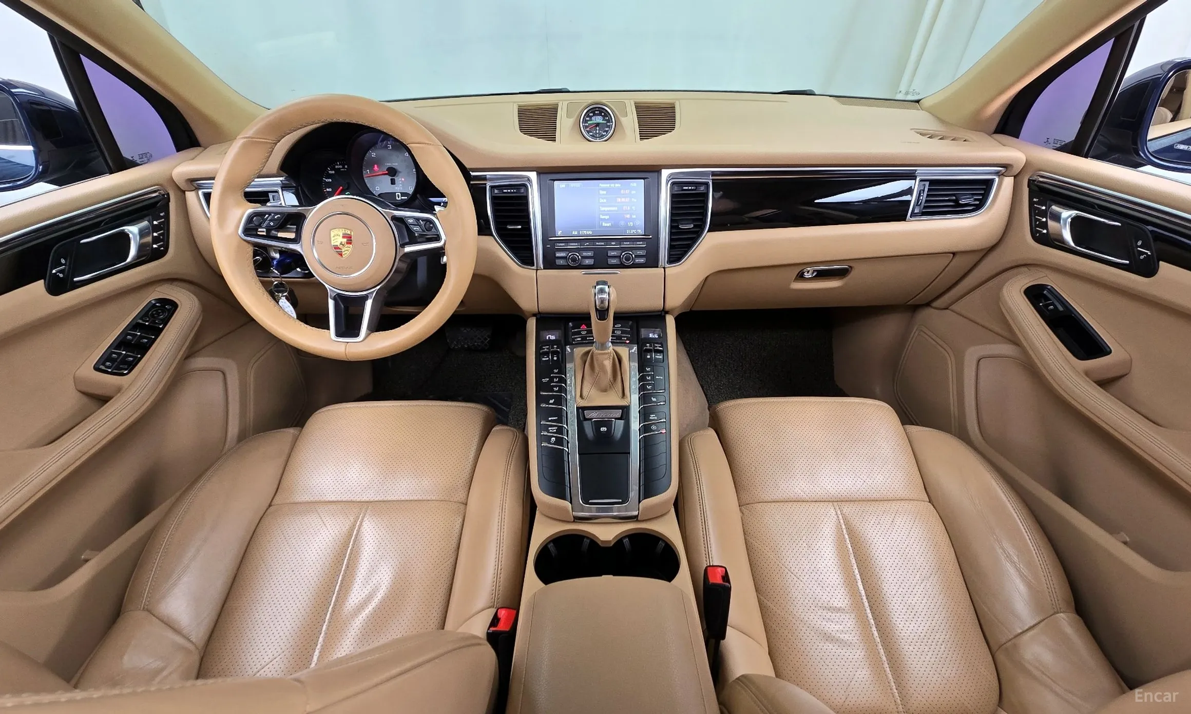 Porsche Macan превью 4