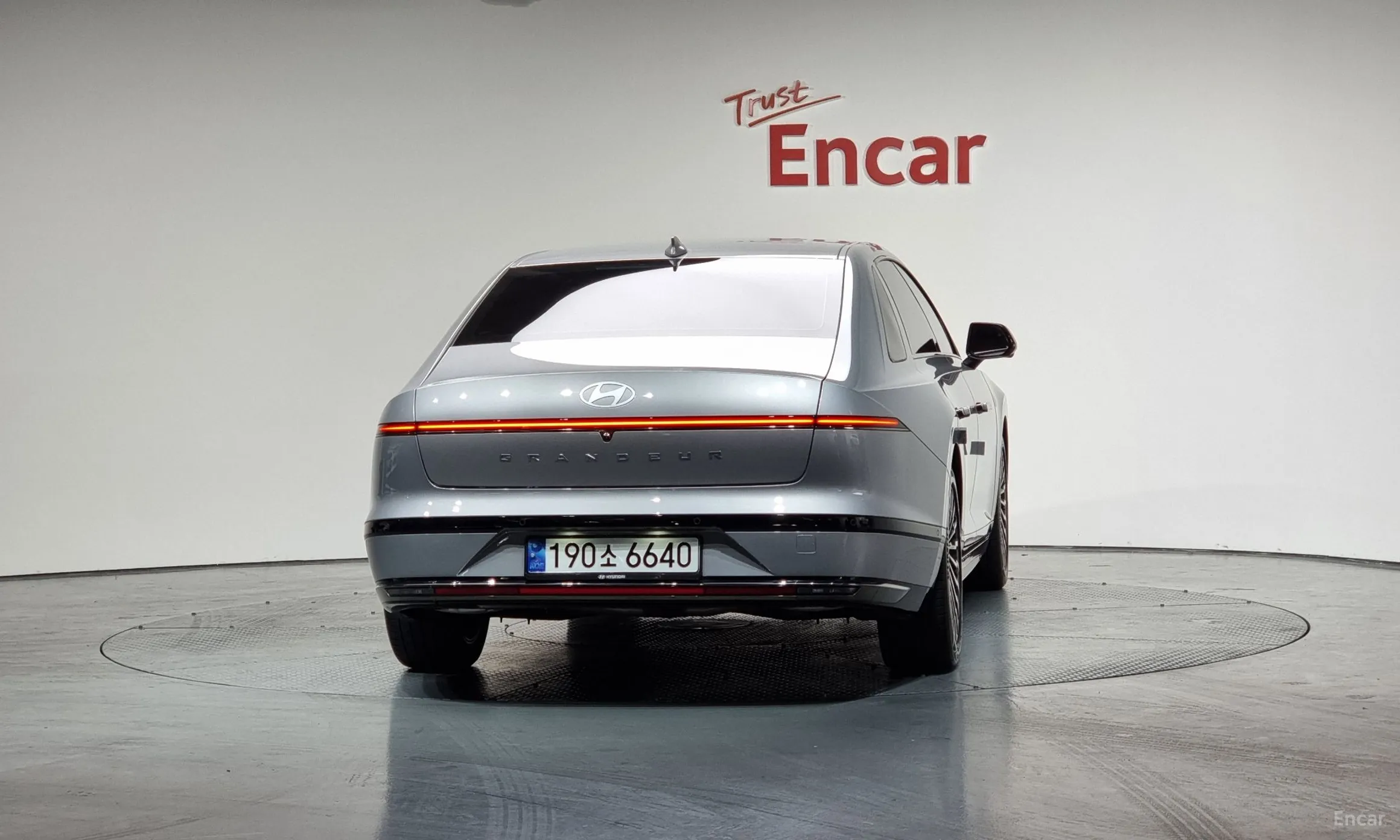 Hyundai Grandeur Hybrid (GN7) превью 3