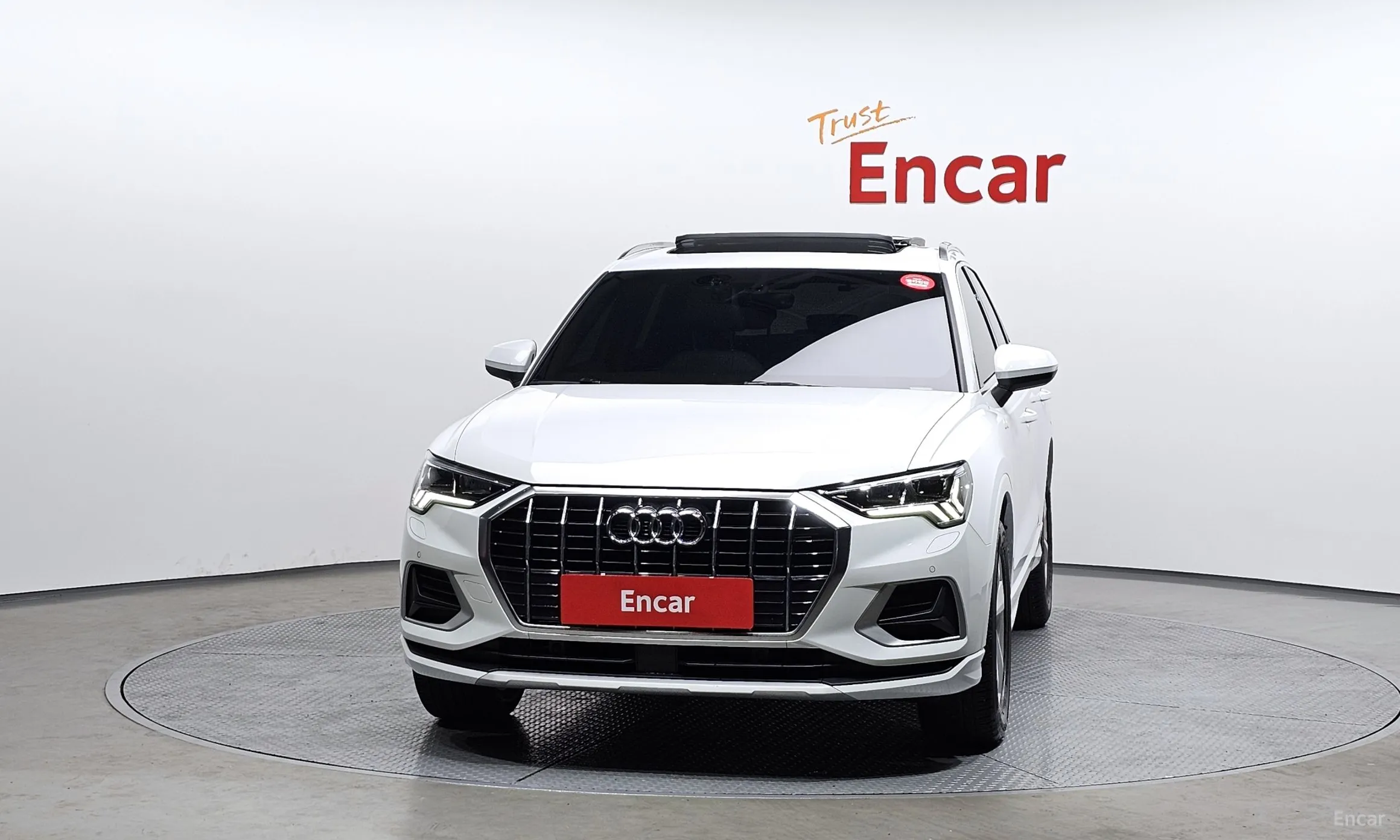Audi Q3 (F3)