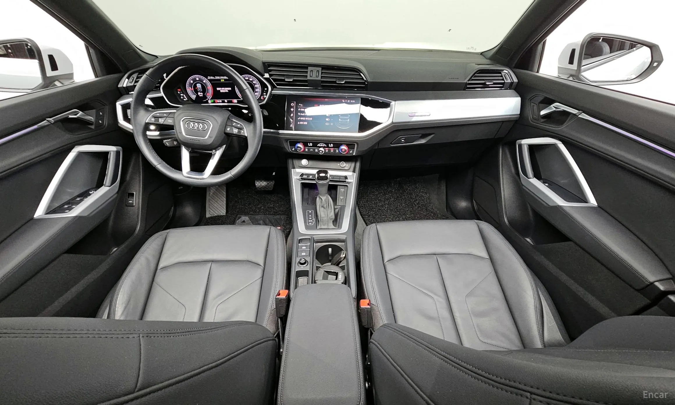 Audi Q3 (F3) превью 4
