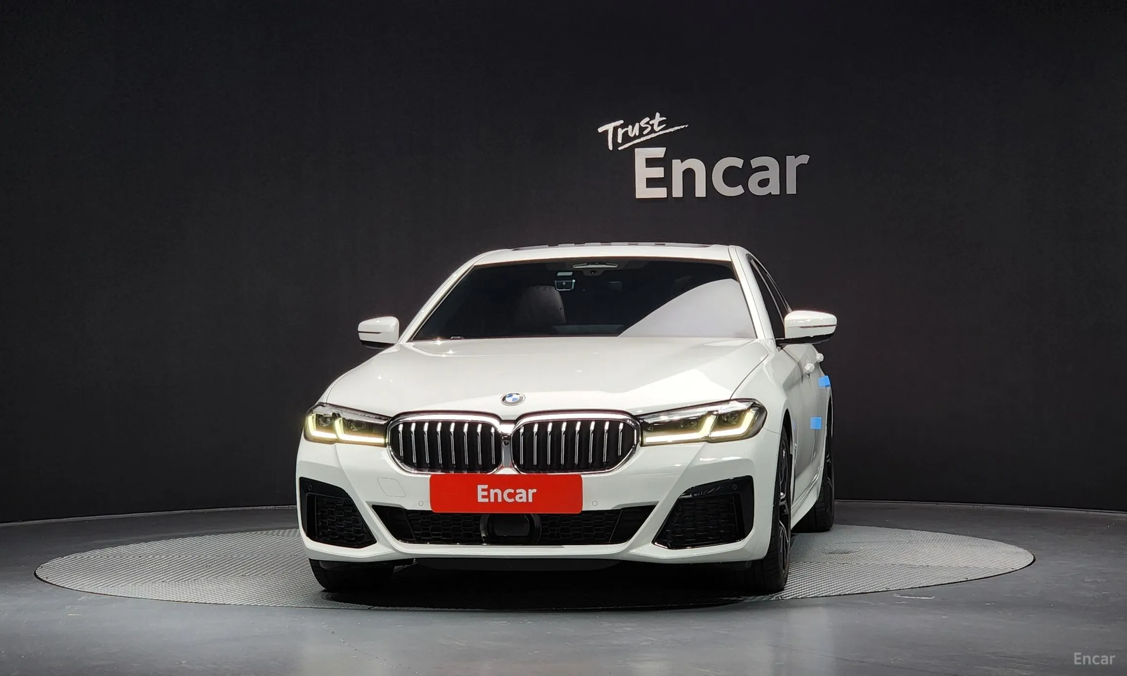 BMW 5 Series (G30)