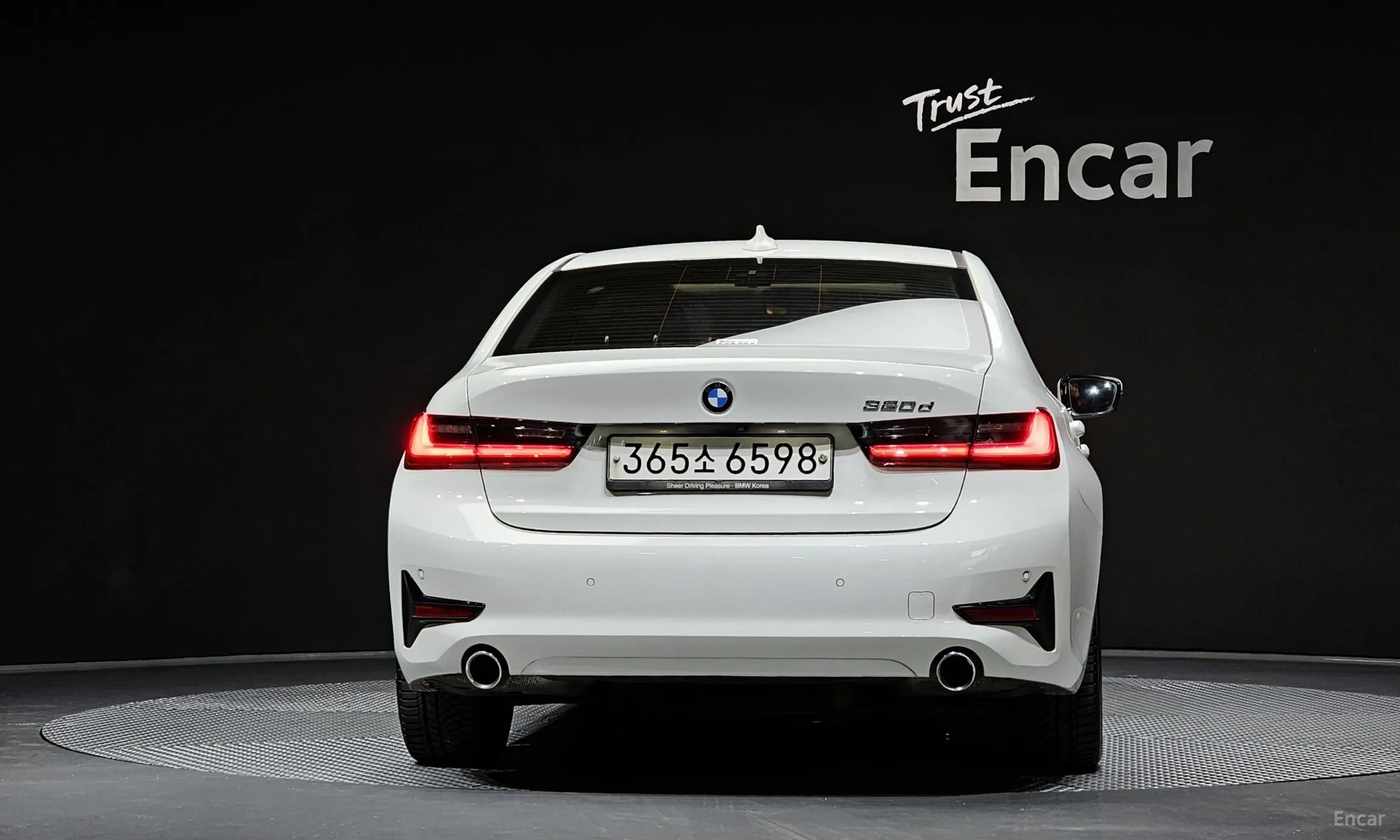 BMW 3 Series (G20) превью 3