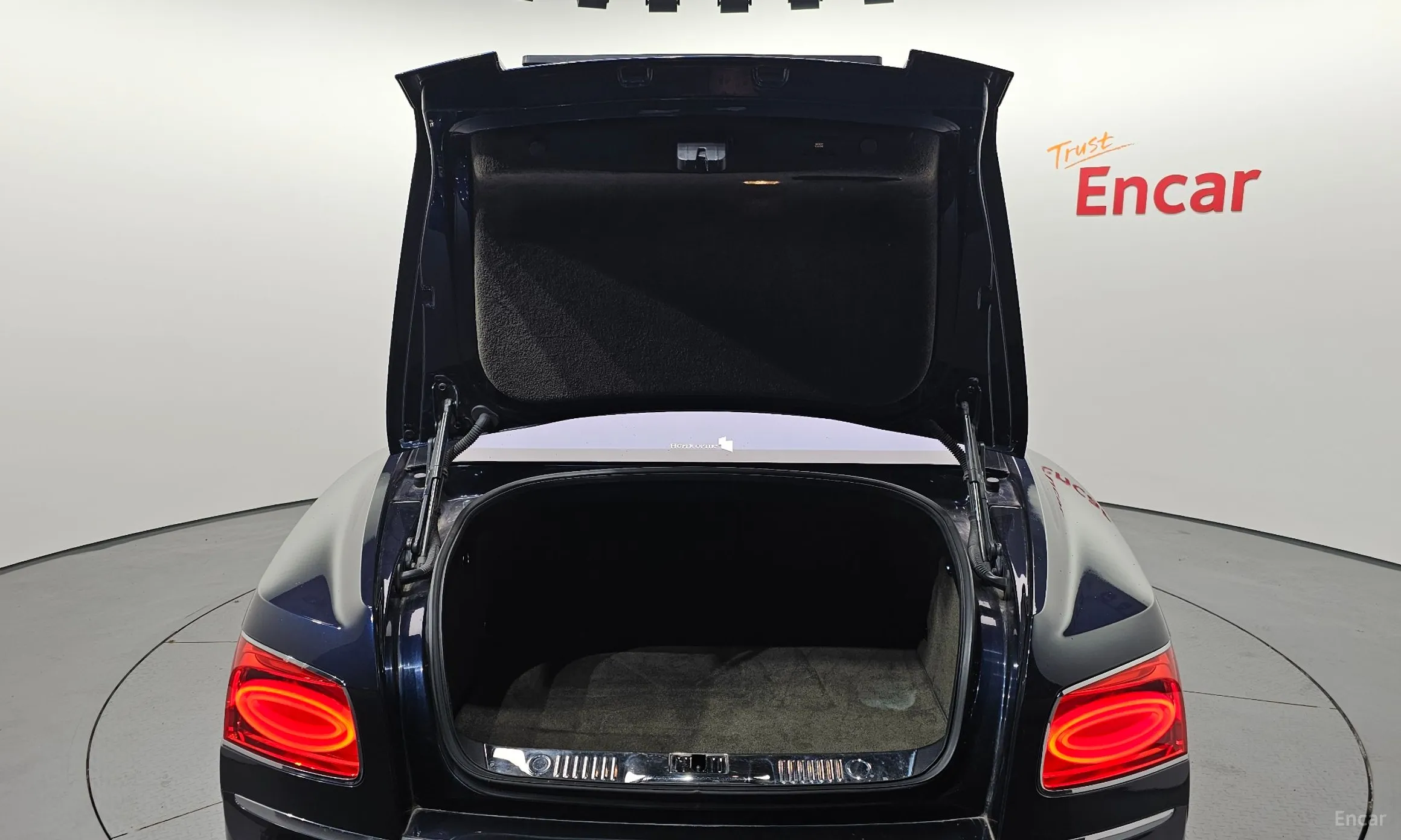 Bentley Flying Spur 2nd Generation превью 20