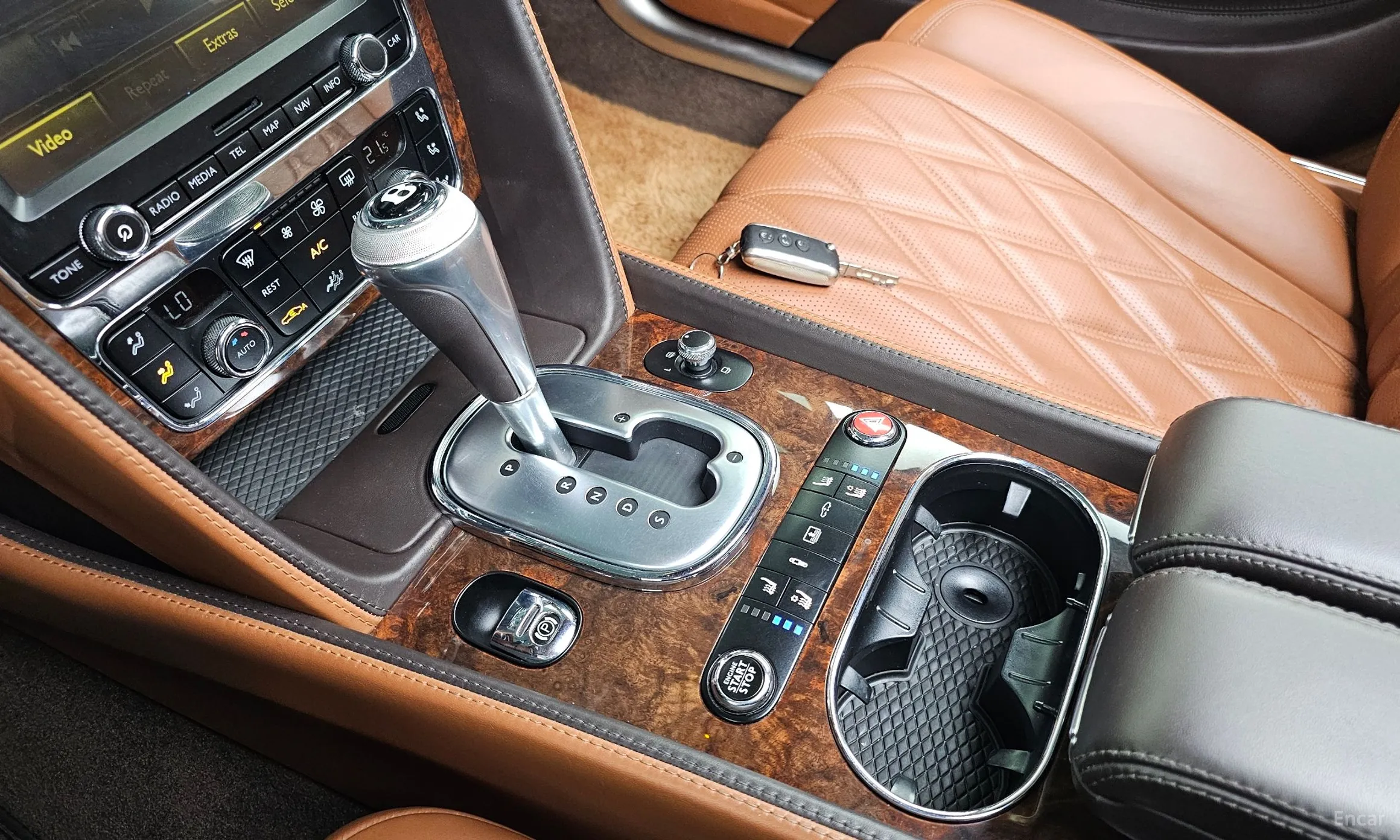 Bentley Flying Spur 2nd Generation превью 9