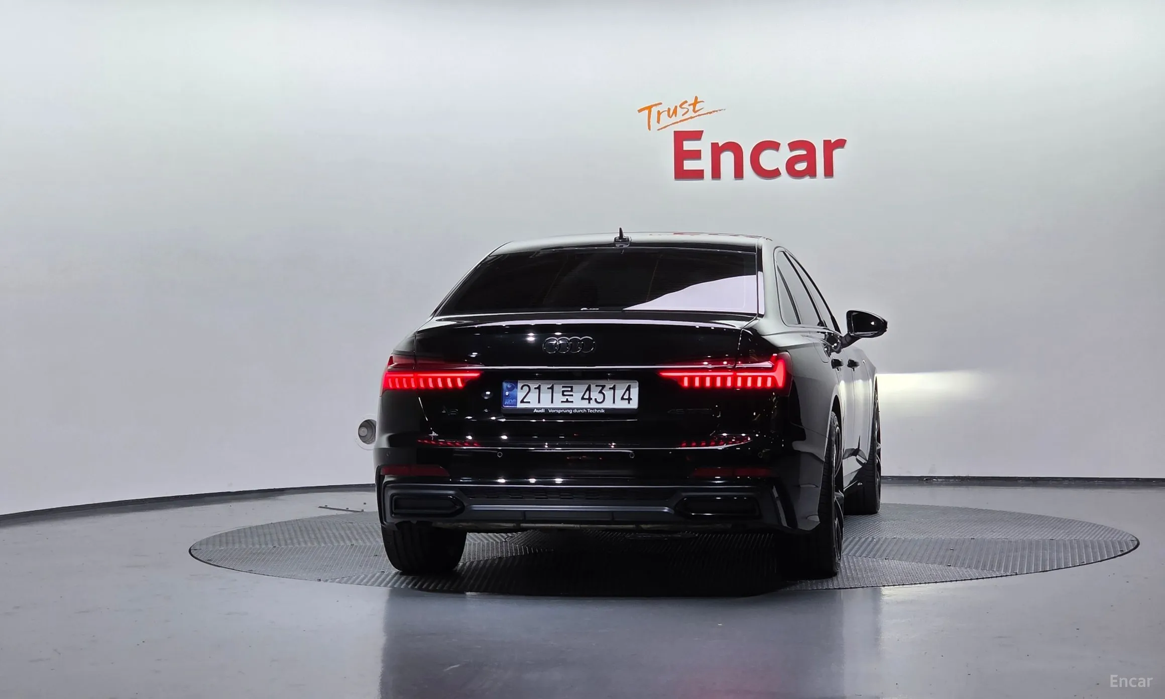 Audi A6 (C8) превью 3