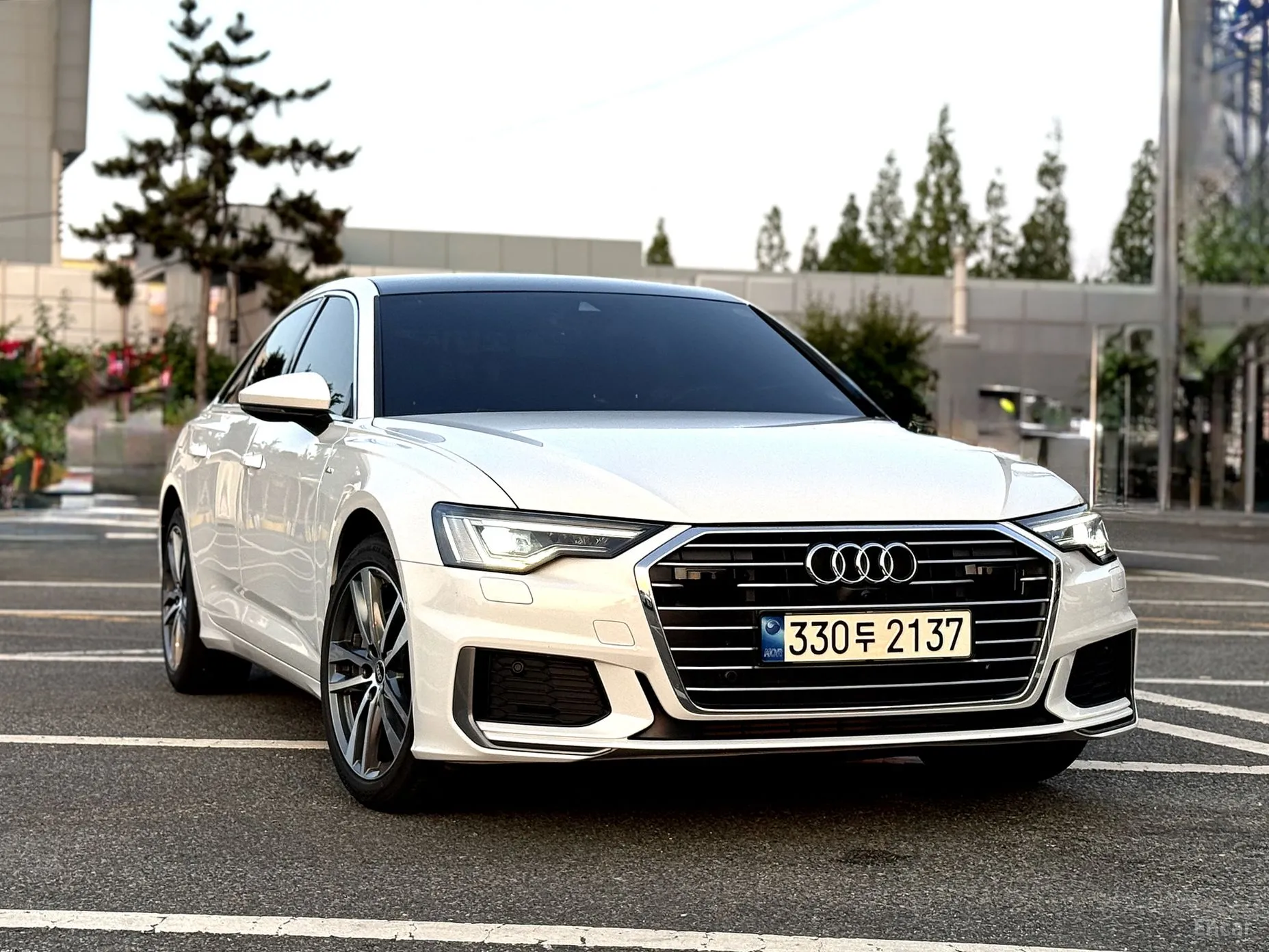 Audi A6 (C8) превью 2