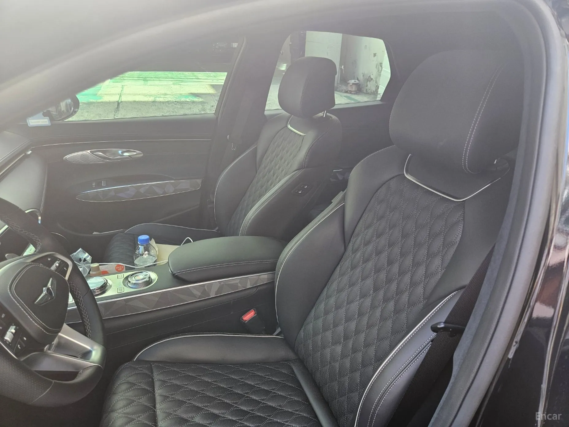 Genesis GV70 превью 13