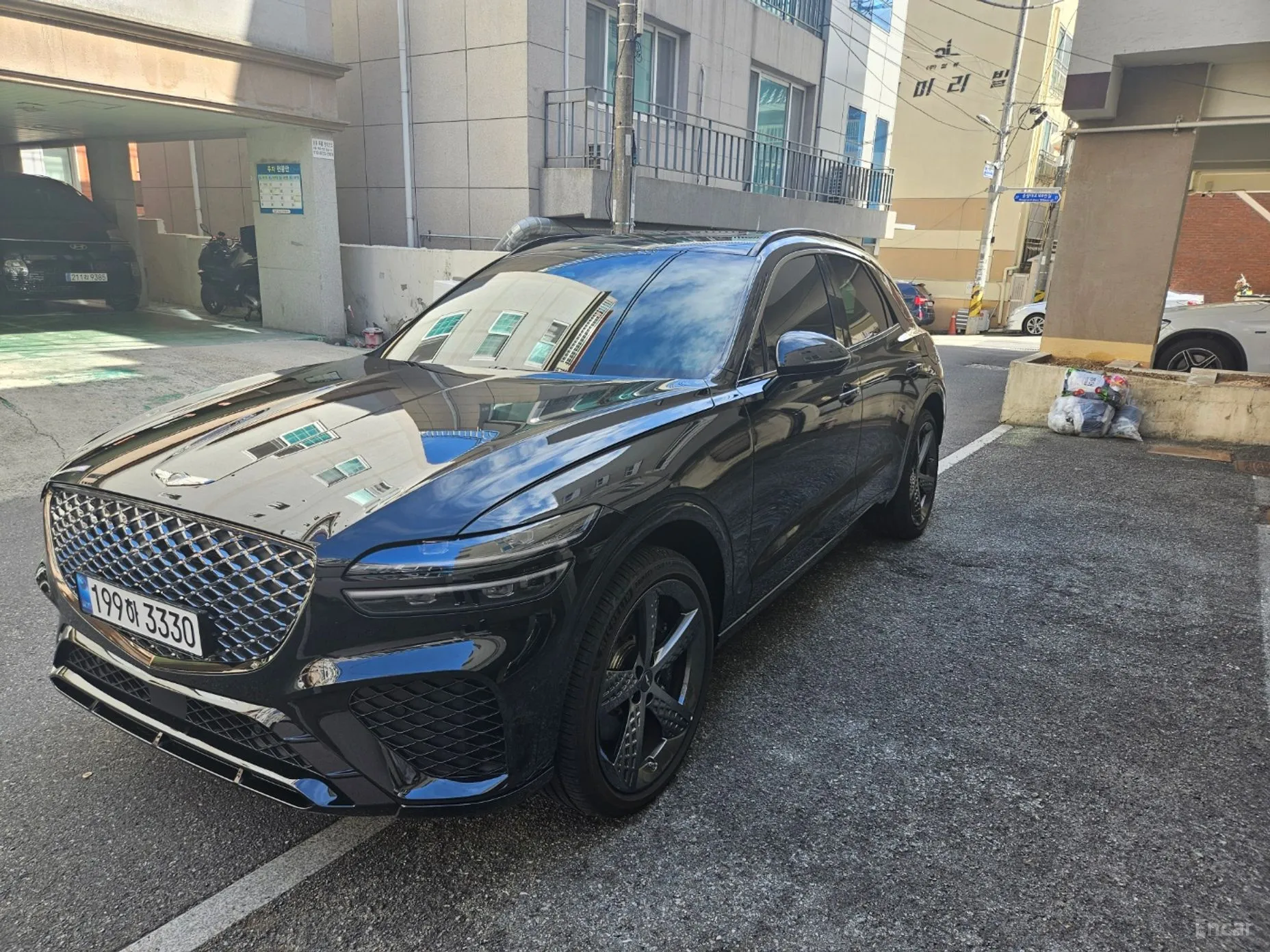 Genesis GV70 превью 2
