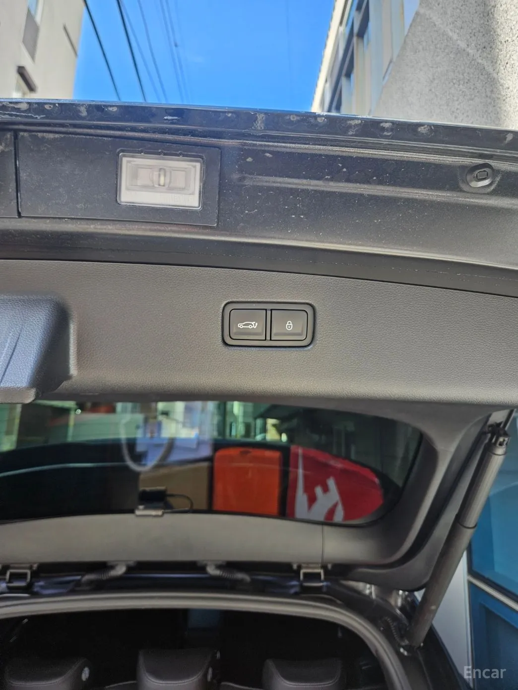 Genesis GV70 превью 17