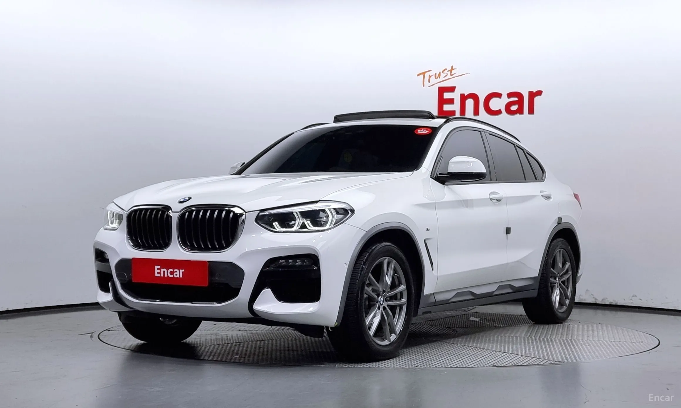 X4 (G02)