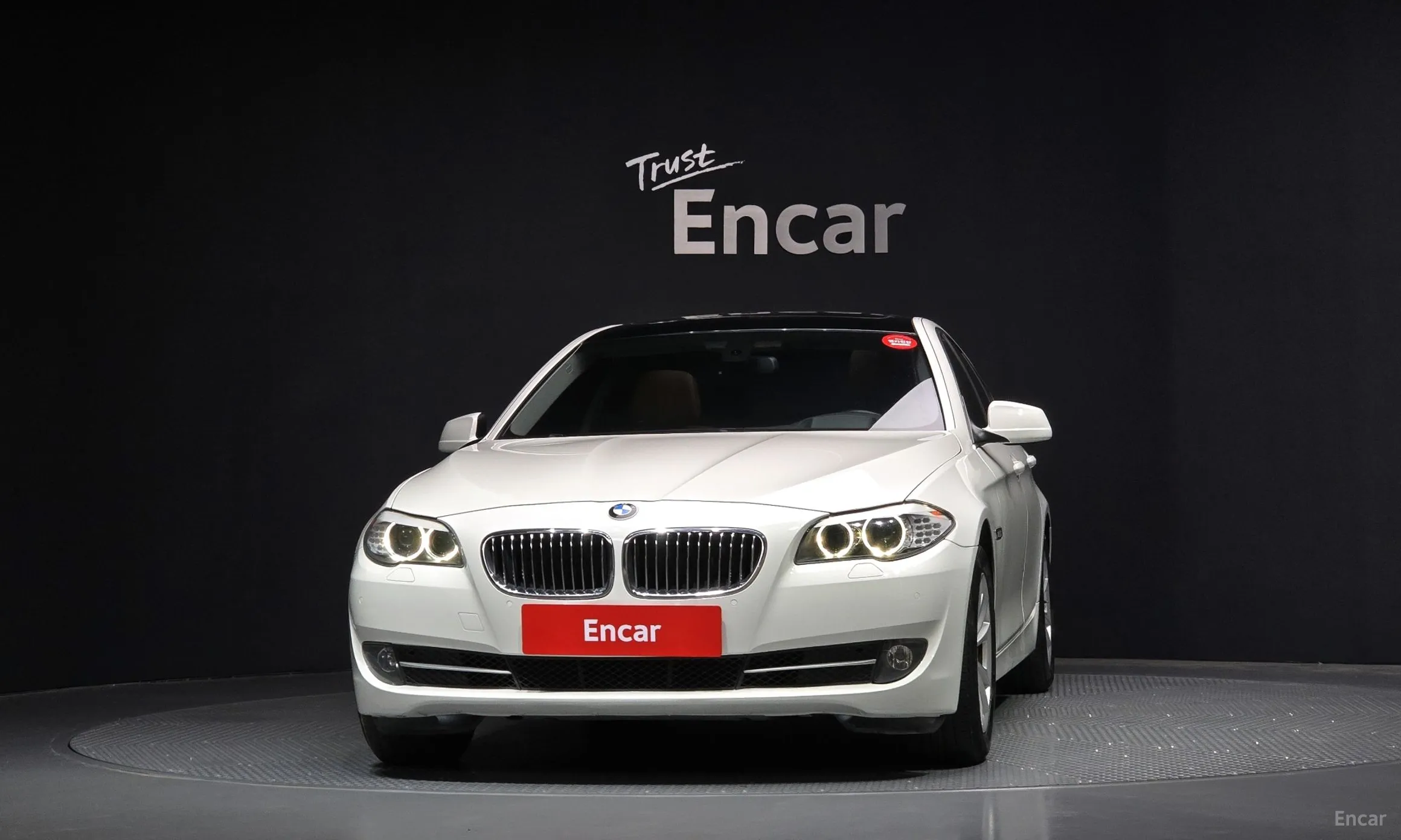 BMW 5 Series (F10) превью 2