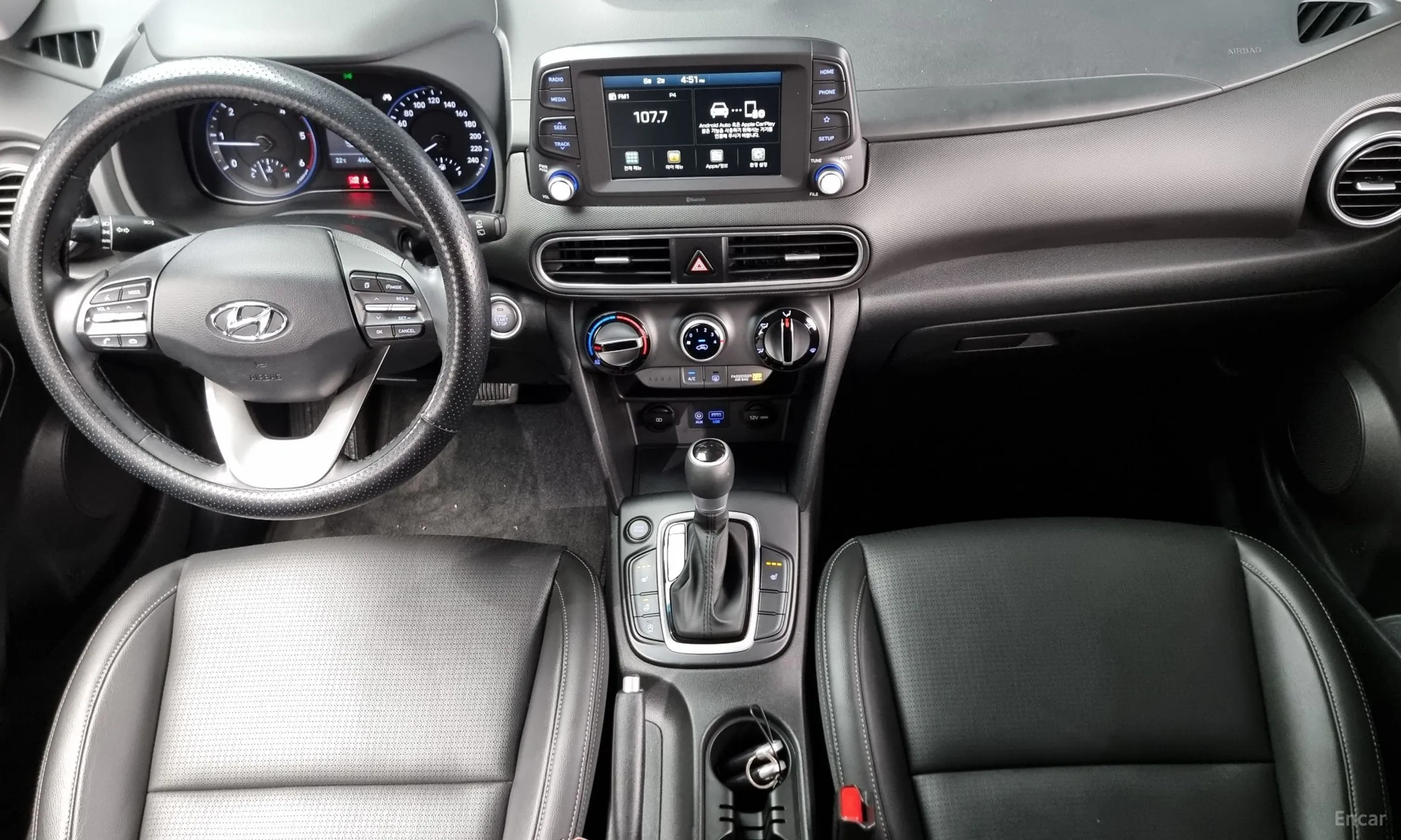 Hyundai Kona превью 4