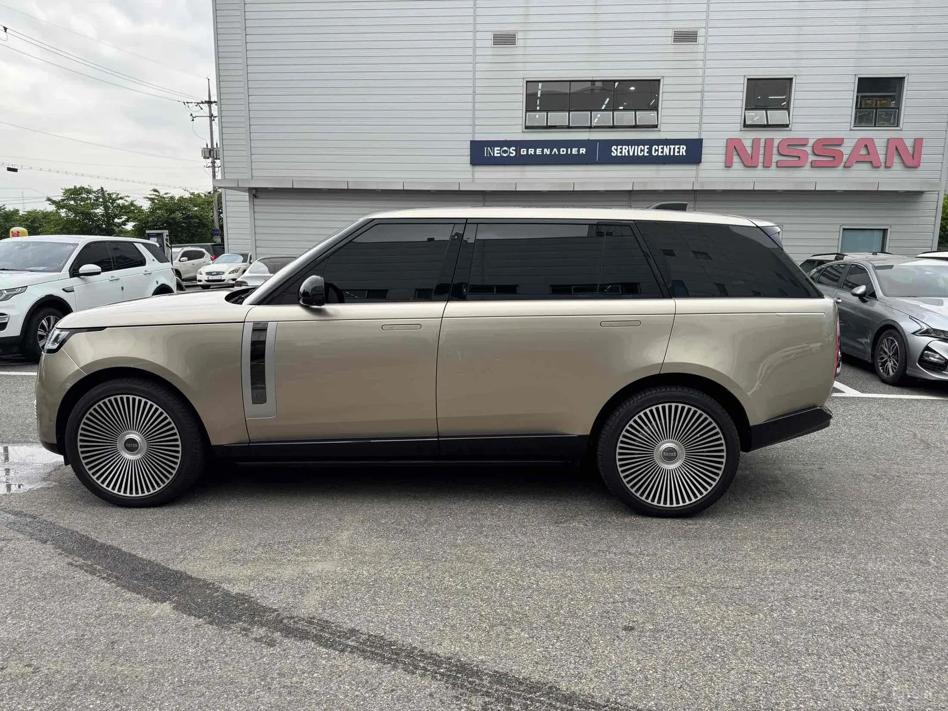 Land Rover Range Rover 5th Generation превью 4