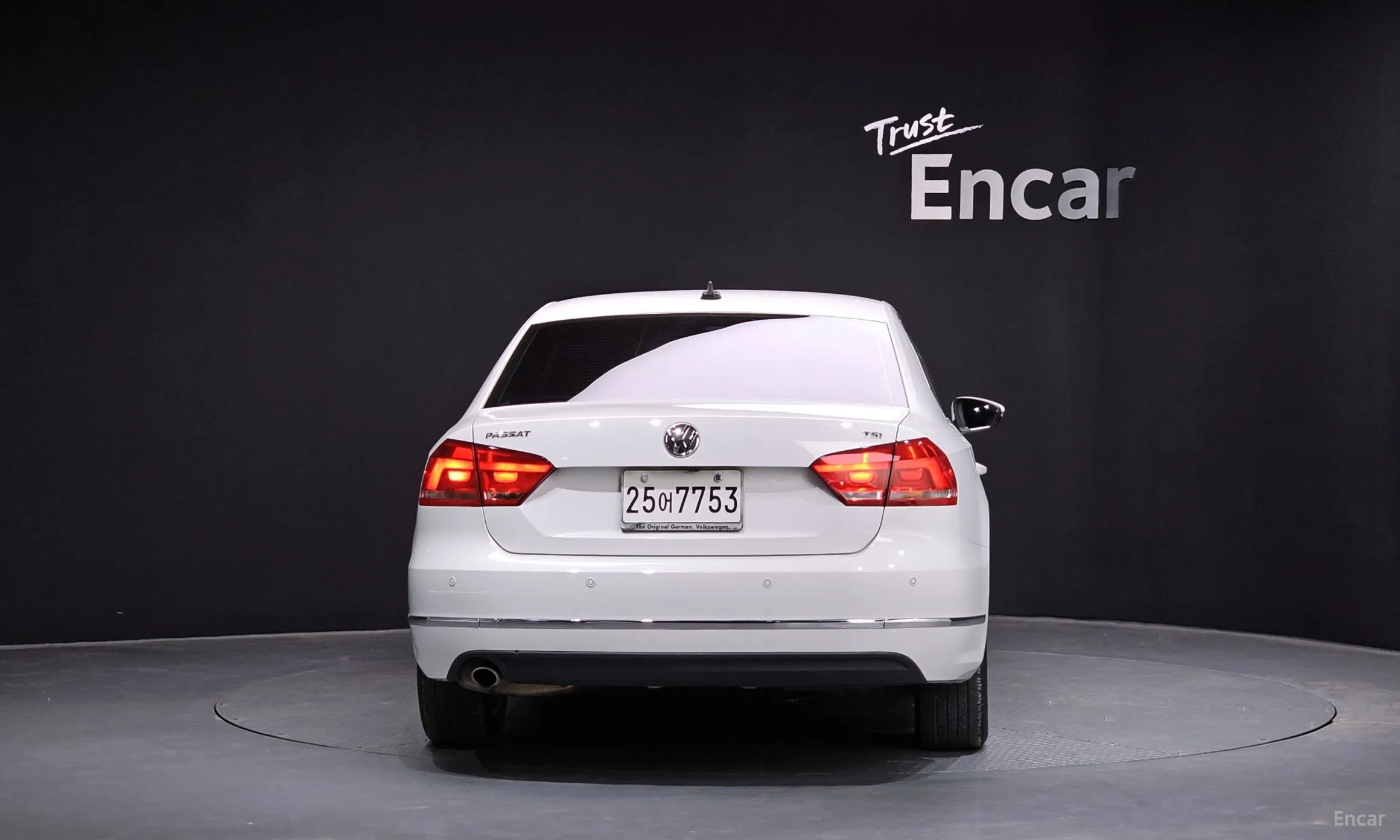 Volkswagen The New Passat превью 3