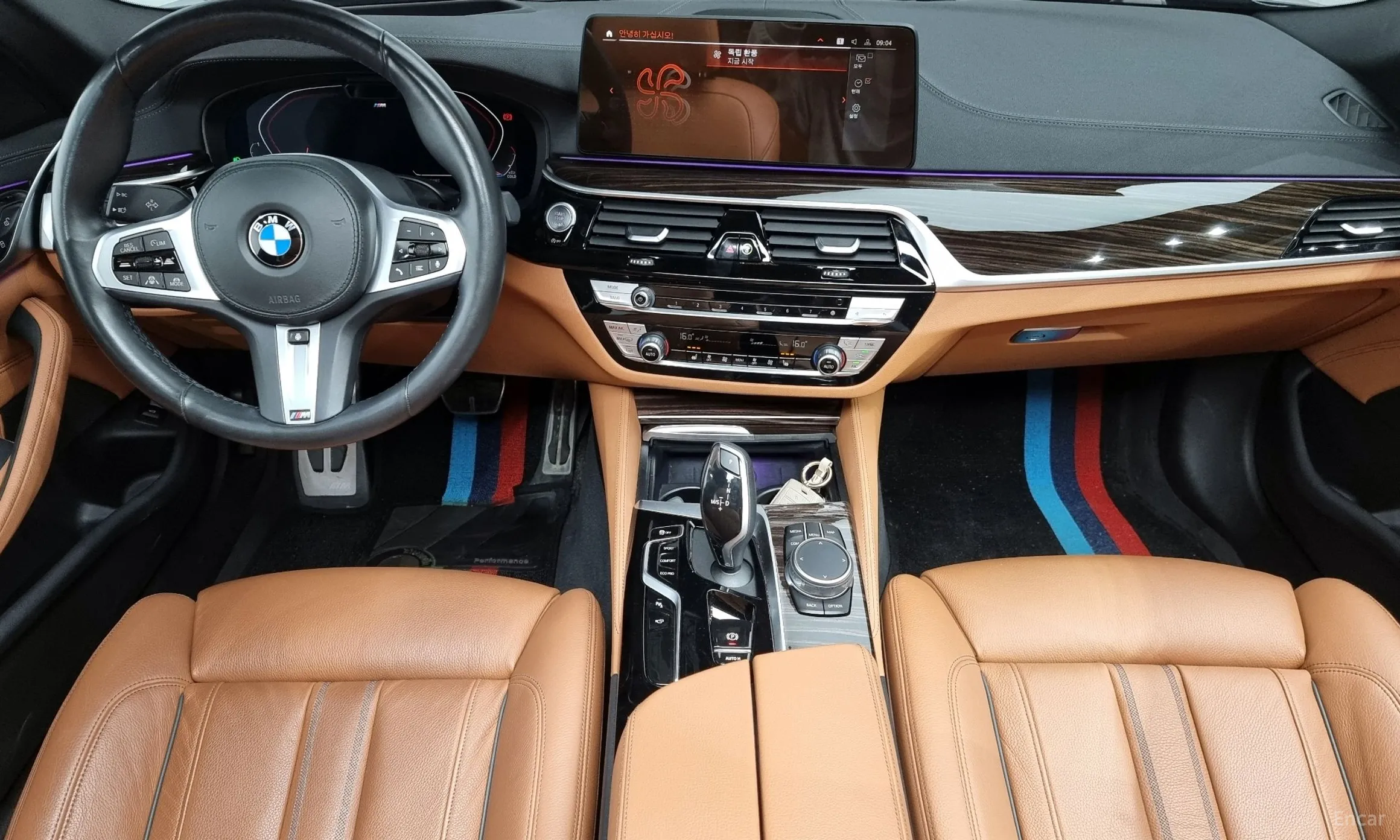 BMW 5 Series (G30) превью 4