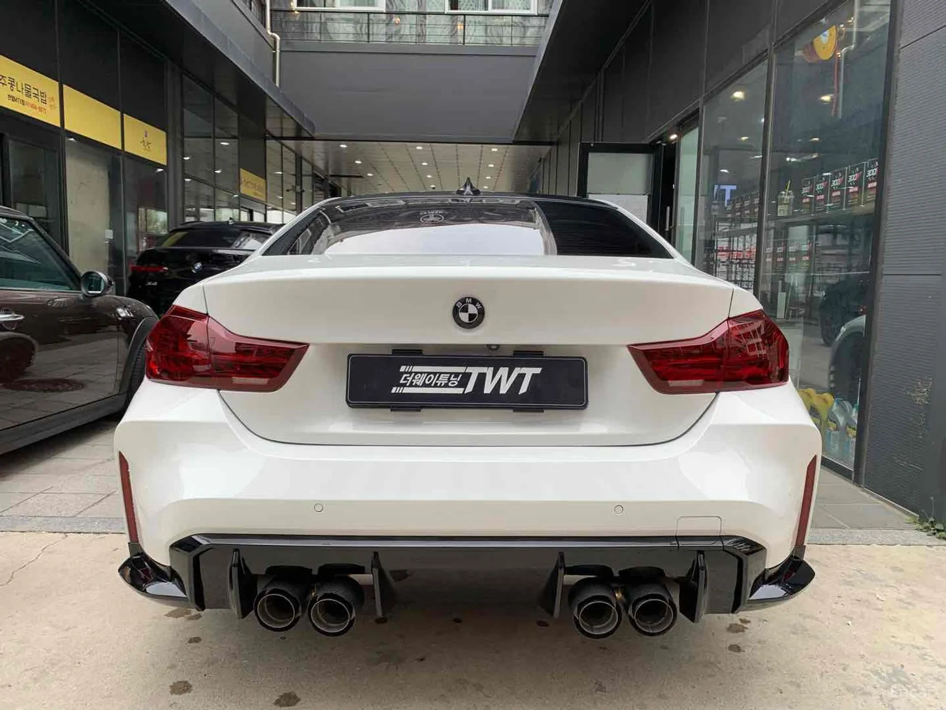 BMW Series 4 (F32) превью 4