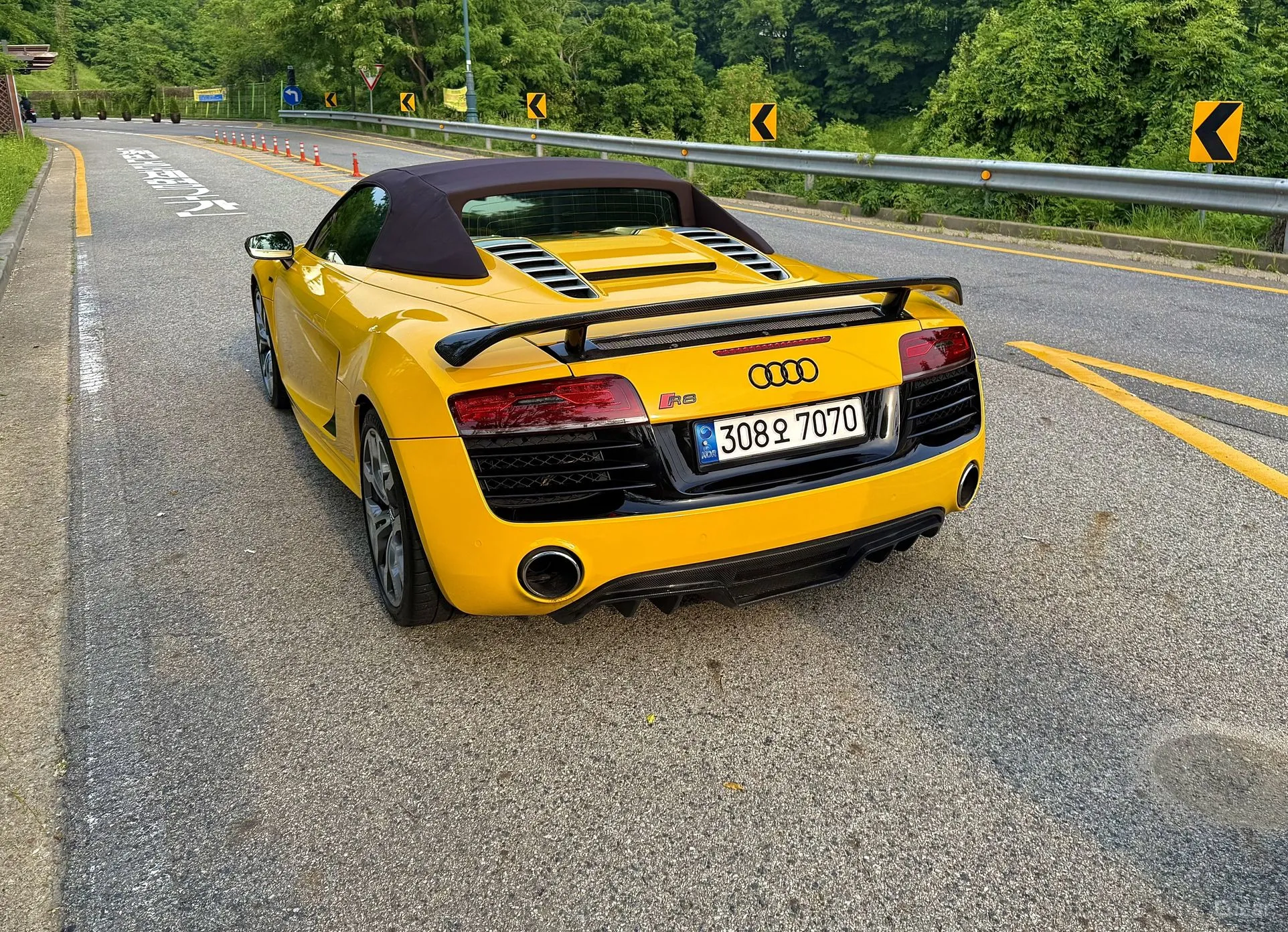 Audi R8 превью 3