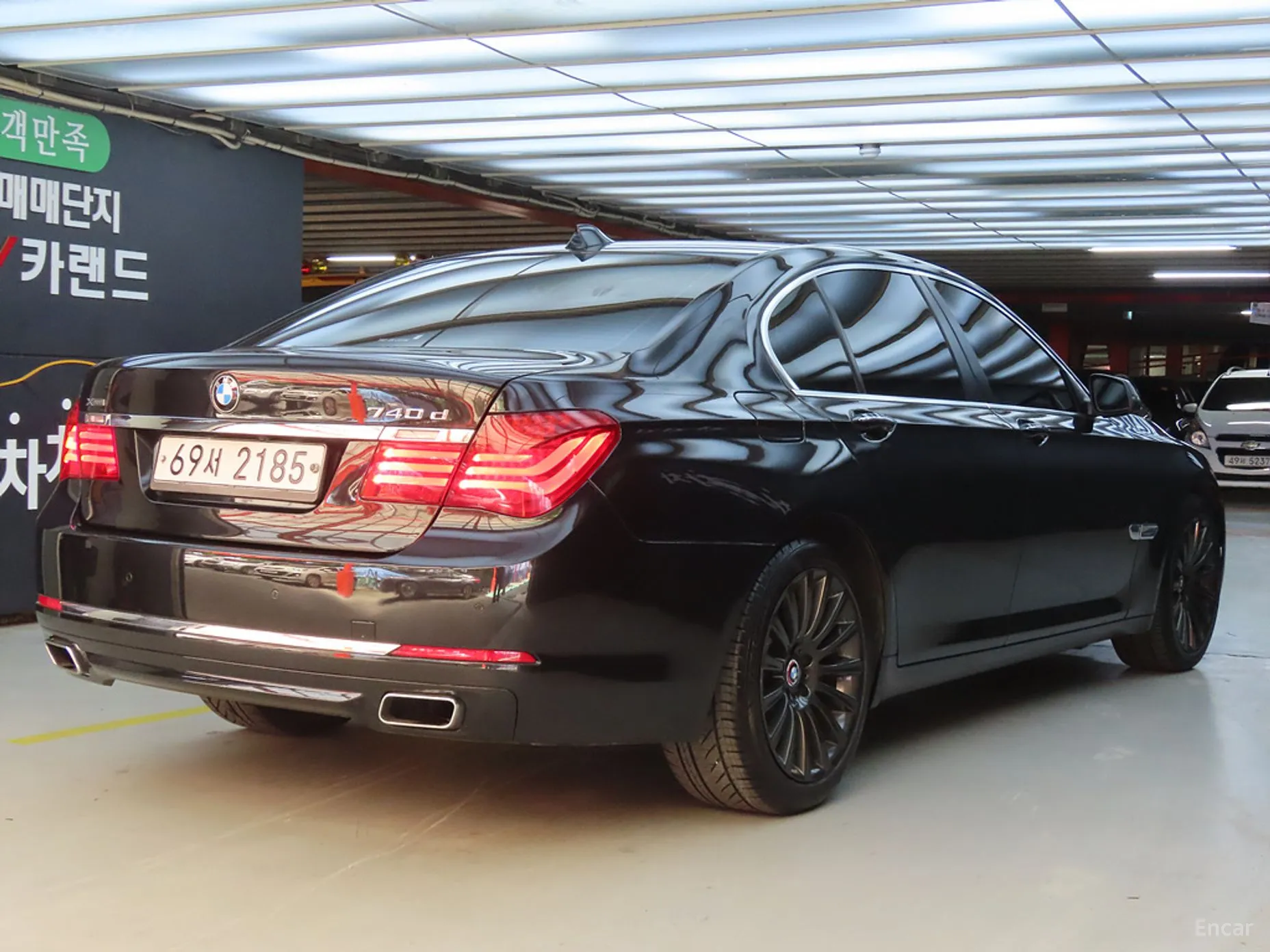 BMW 7 Series (F01) превью 3