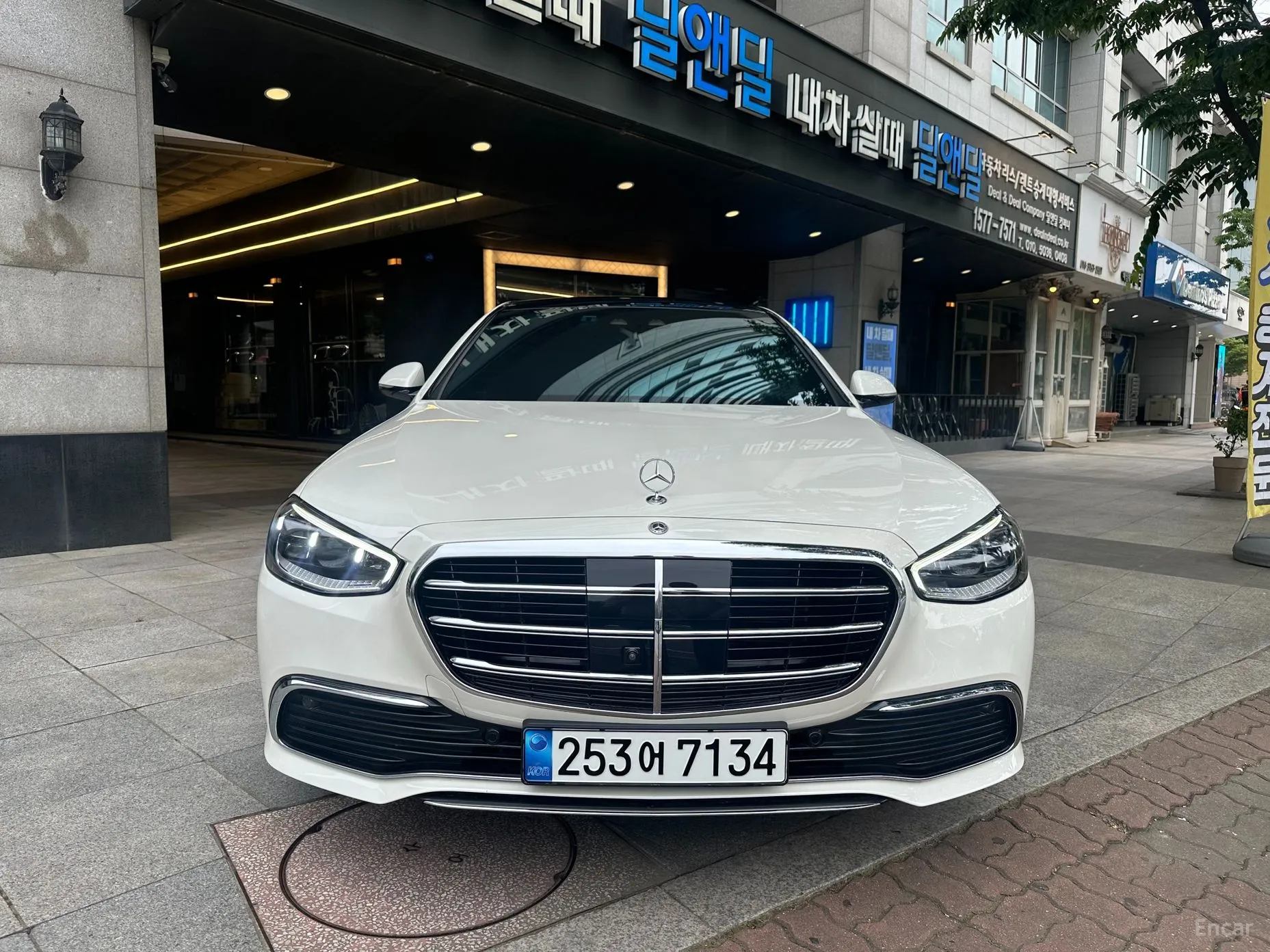 Mercedes Benz S-Class W223