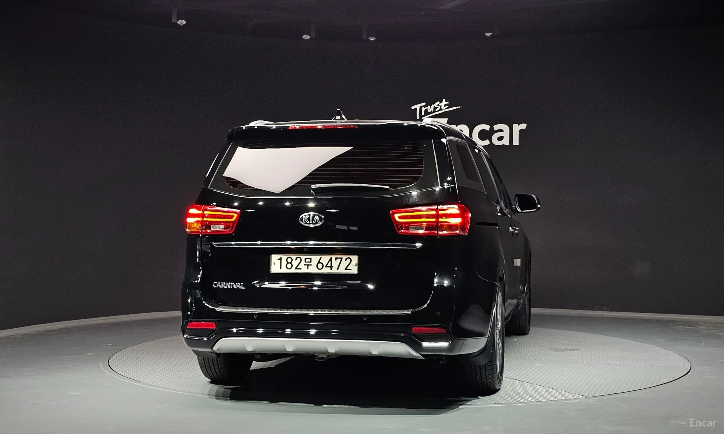 Kia Carnival превью 3