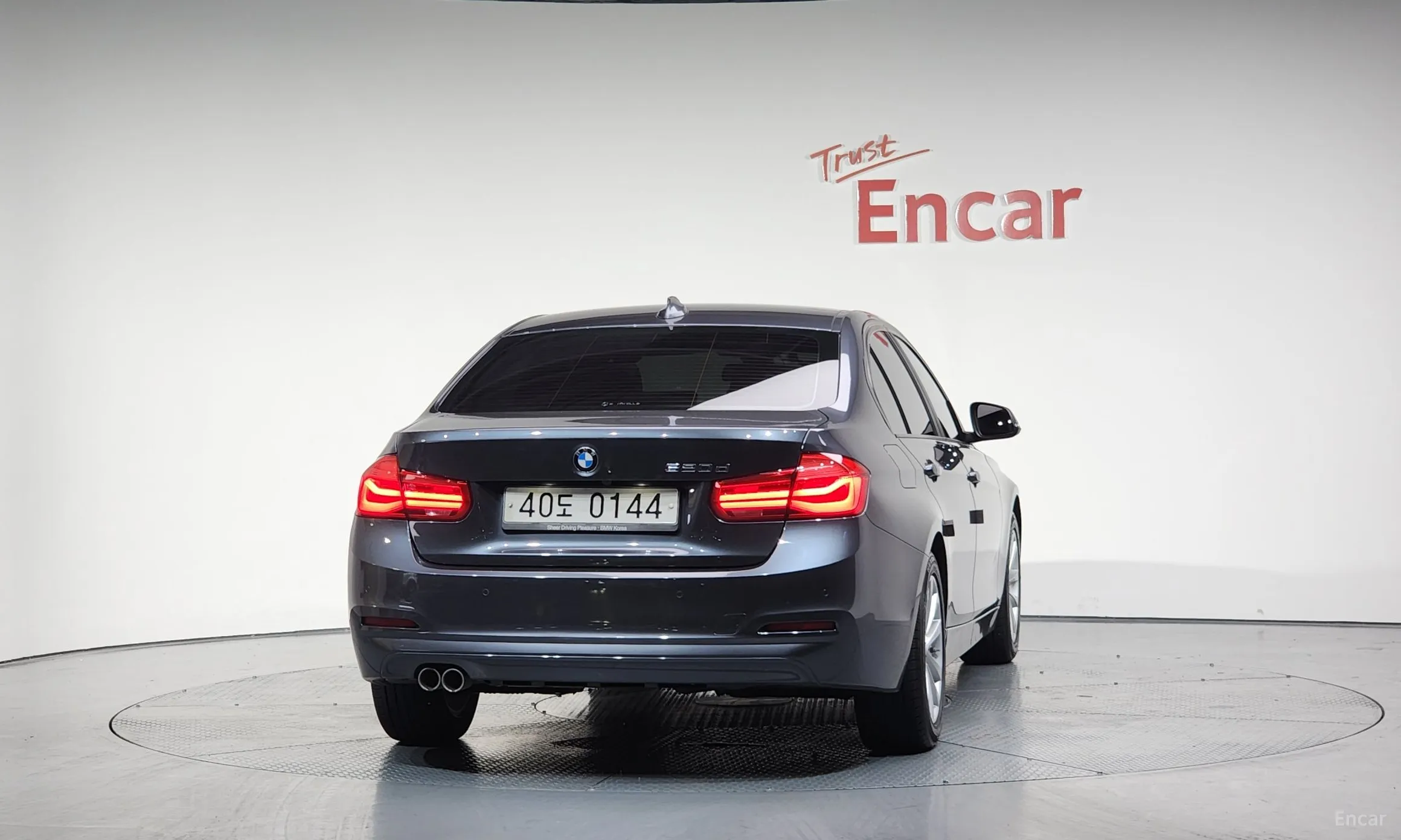 BMW 3 Series (F30) превью 3