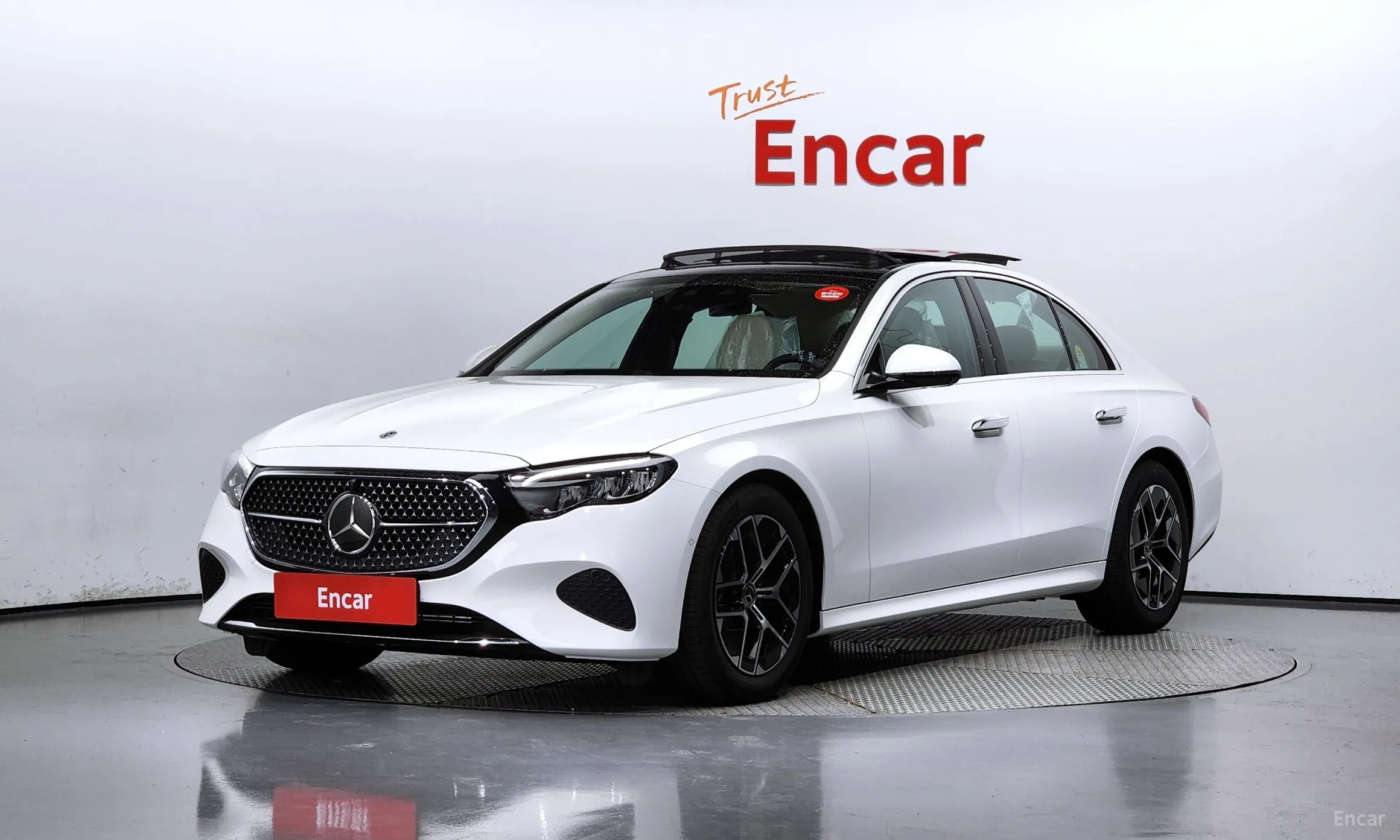 E-Class W214