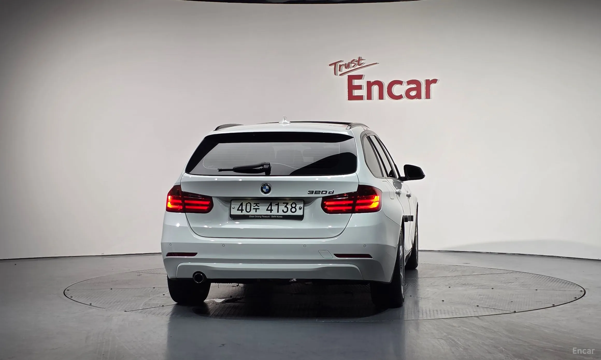 BMW 3 Series (F30) превью 3