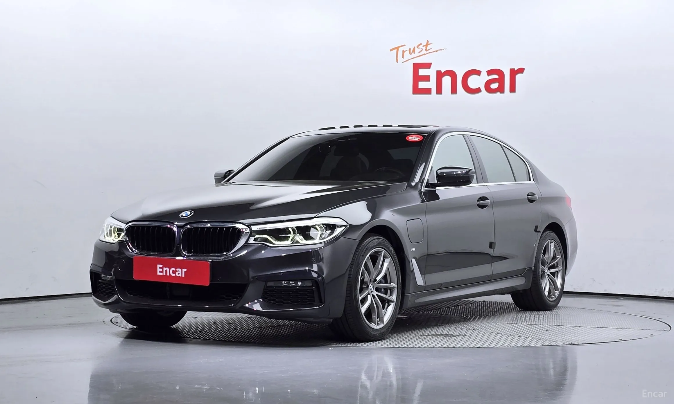 BMW 5 Series (G30)